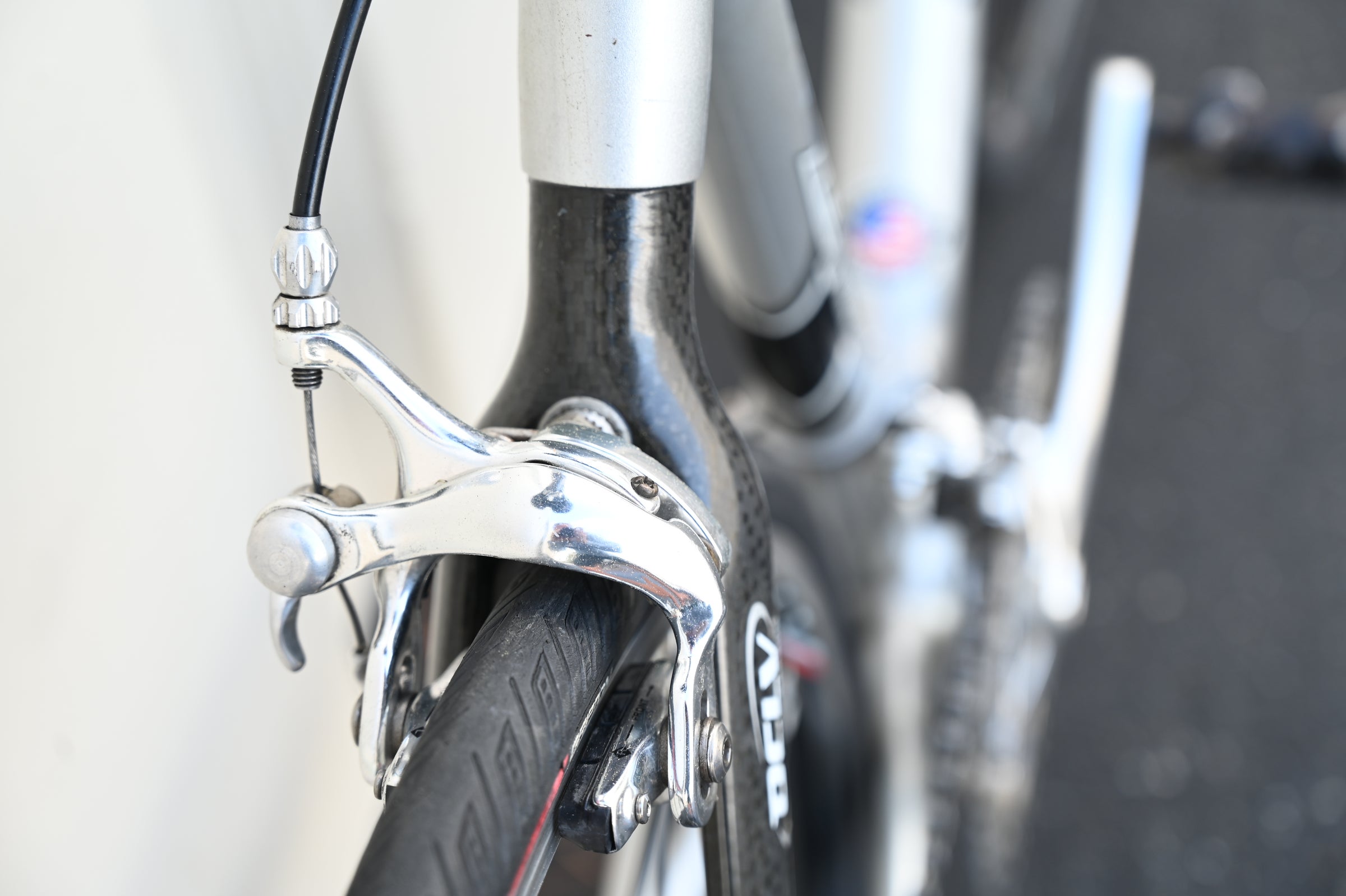 Trek 2100 ZR9000 Alloy / Carbon Road Bike with Ultegra/105, Carbon