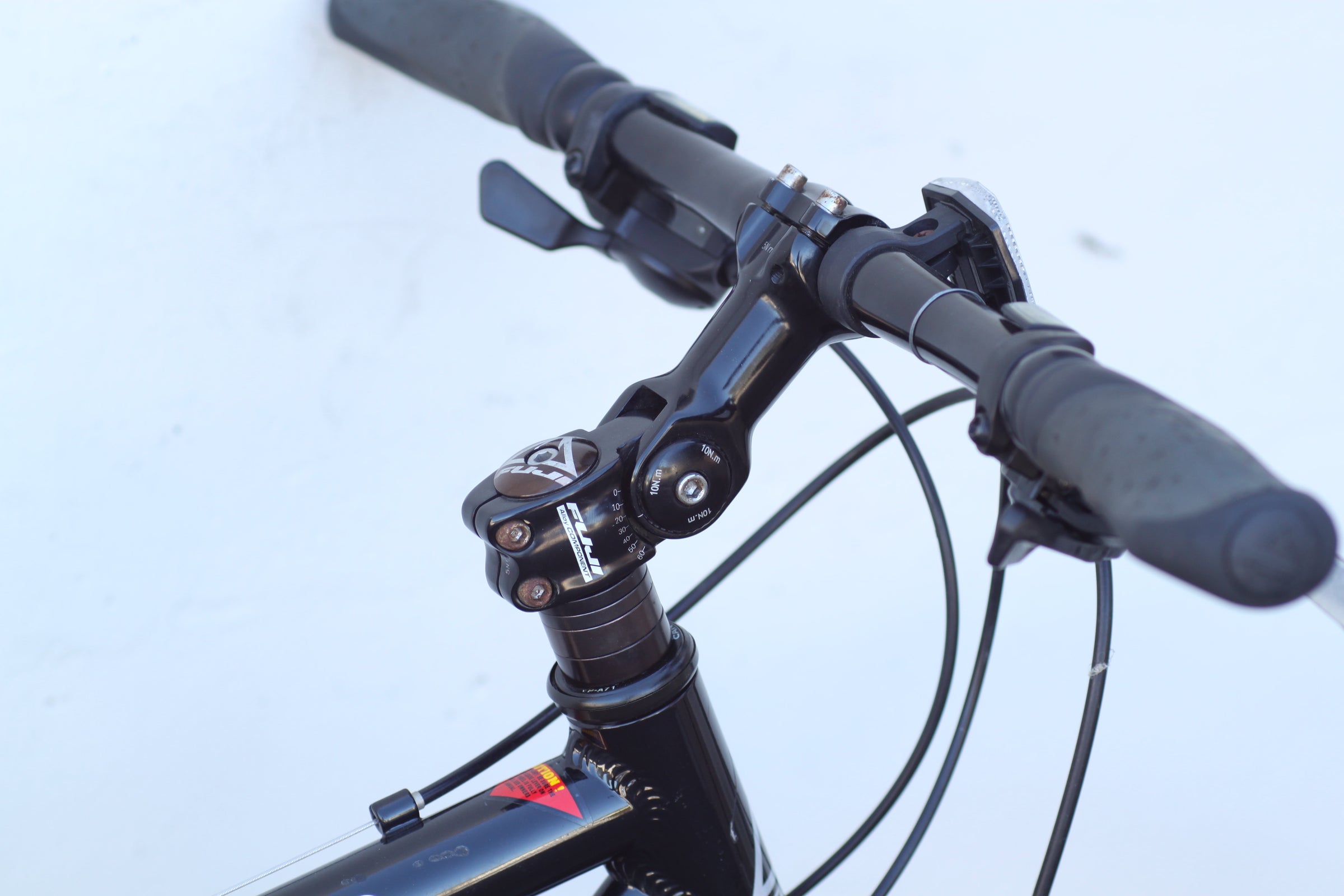 Fuji Absolute 3.0 Commuter Fitness Hybrid with NEW EVO Dekko