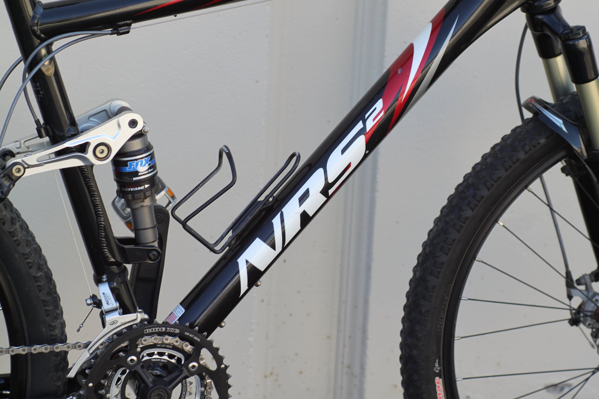 Giant NRS2 Full Suspension MTB with Fox Shock and Manitou Skareb