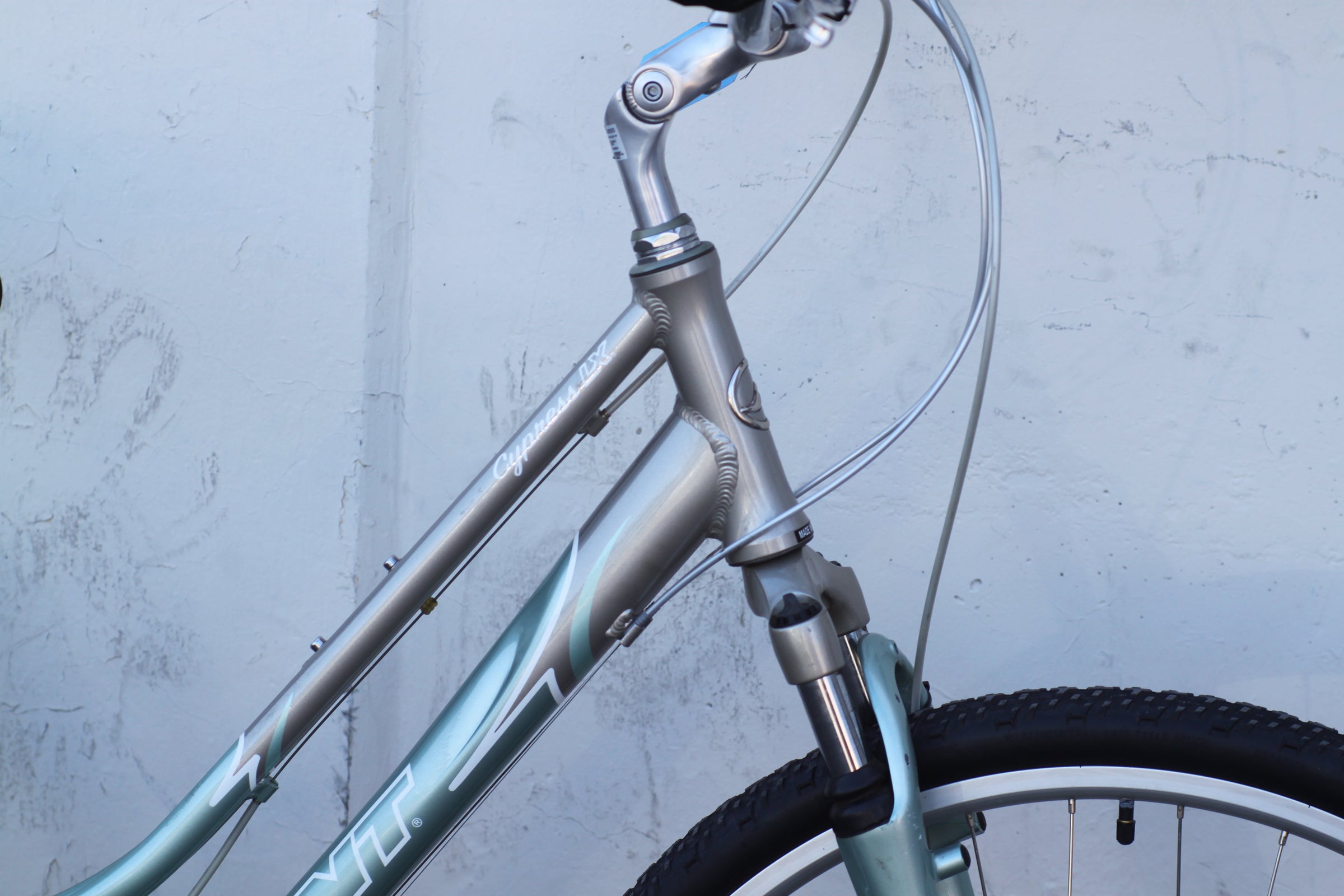 Giant Cypress LX Step-Through Hybrid with Disc Brakes, Wide 700x40c Tires,  Rear Rack 15" silver/green - KFUL | Used Bikes for Sale - Silicon Valley  Bicycle Exchange - Bay Area