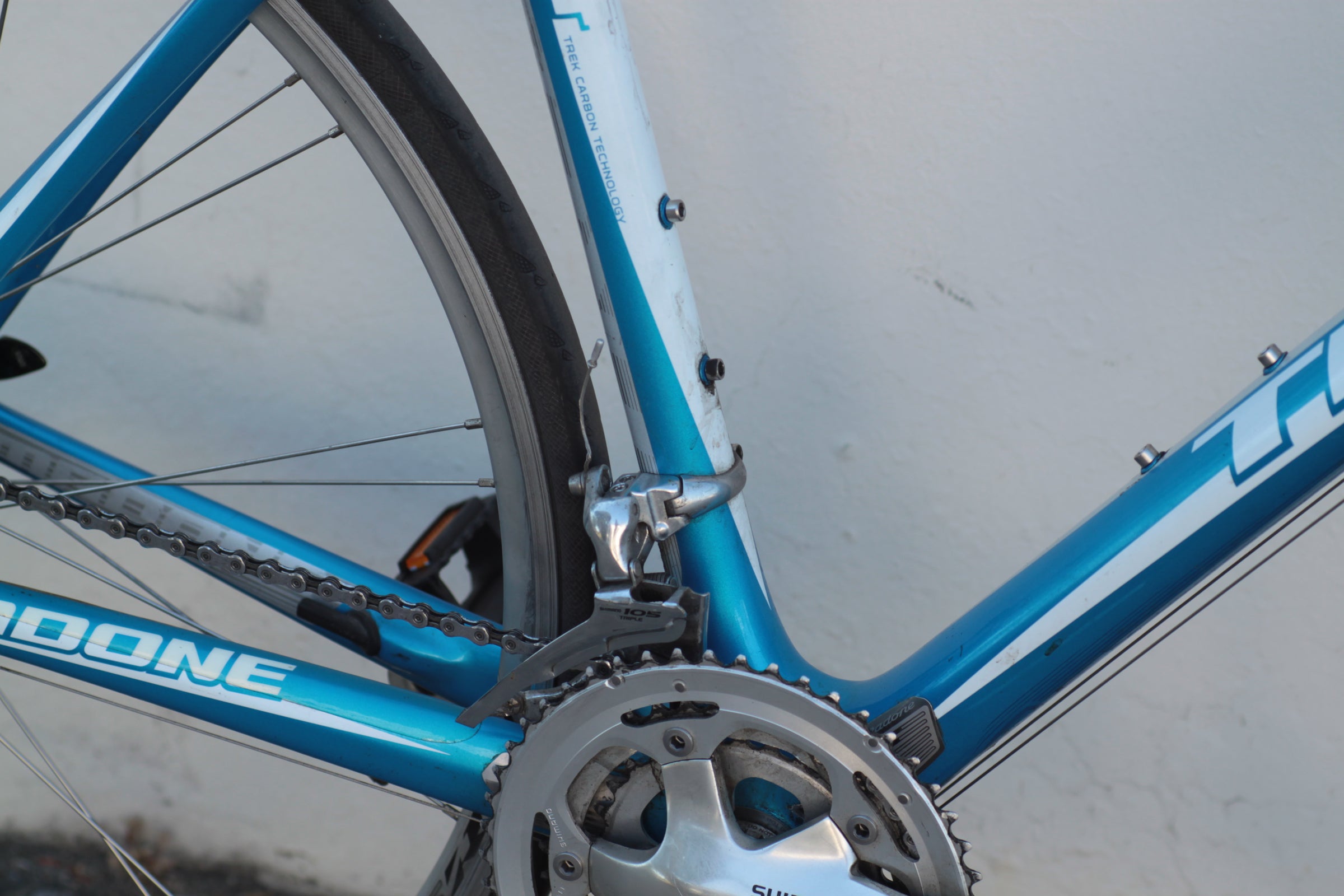 Trek Madone 4.5 WSD Carbon Road Bike with Shimano Ultegra/105 WSD