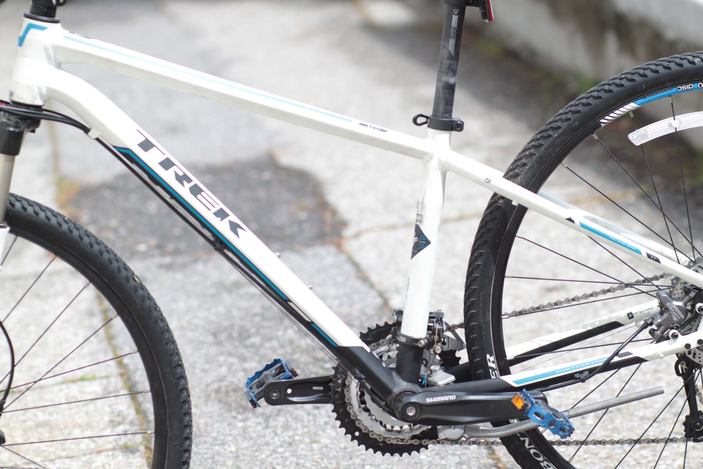 trek 8.4 ds bicycle Trek 8.4 DS Commuter Hybrid Bike with RST Vita Fork and Hayes Disc Brakes  15.5”/39.5cm white - EONG | Used Bikes for Sale - Silicon Valley Bicycle  Exchange