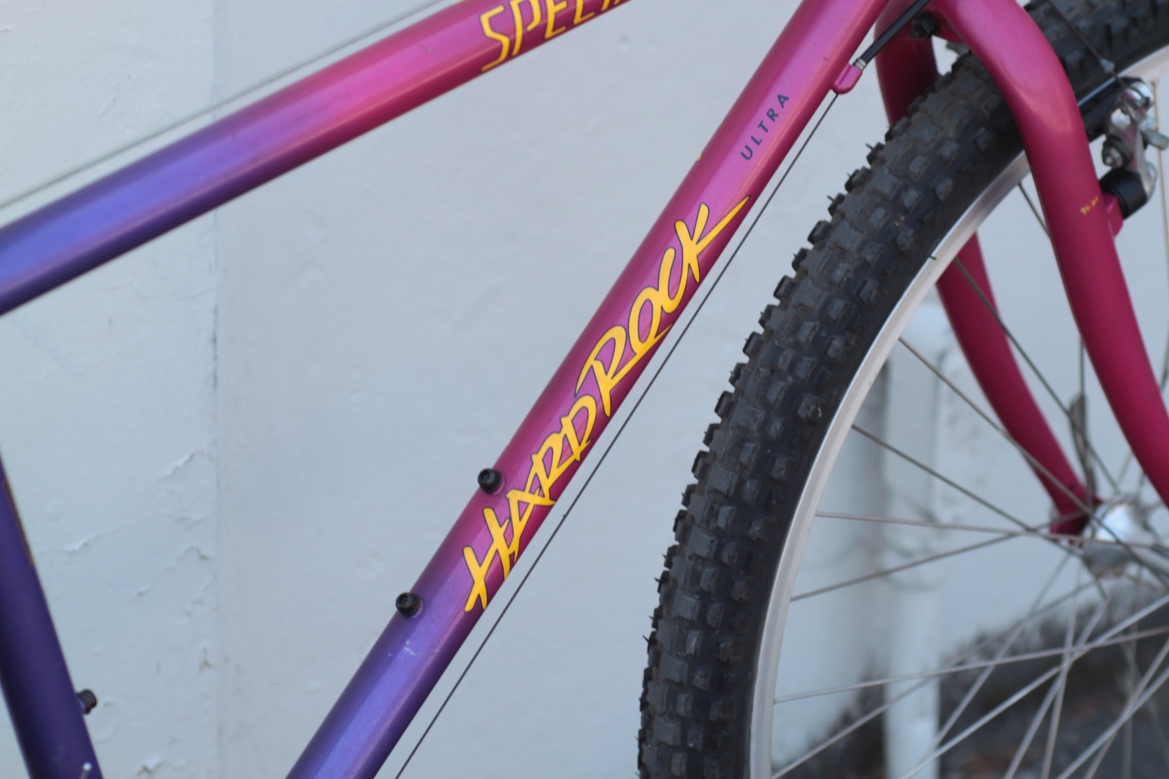 Specialized Hardrock Ultra Vintage Hardtail MTB - Nice Finish pink