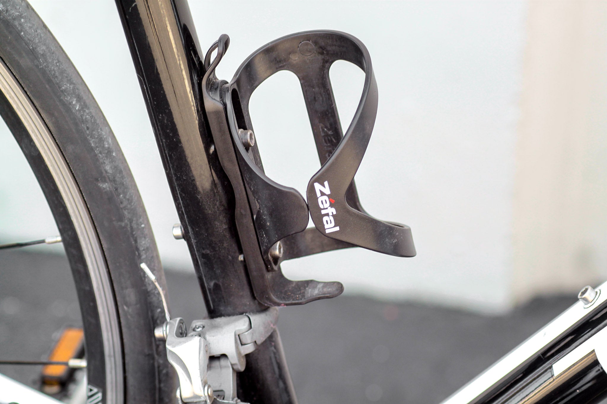 Trek Domane 2.0 Road Bike with ISO Speed Technology black/white - DXVB ...