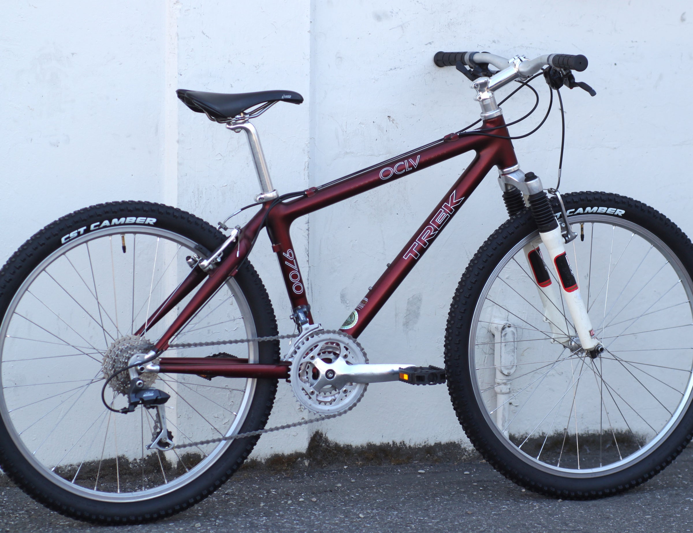 Trek 9700 SHX OCLV Carbon Vintage MTB Hardtail with Hugi Hubs, New