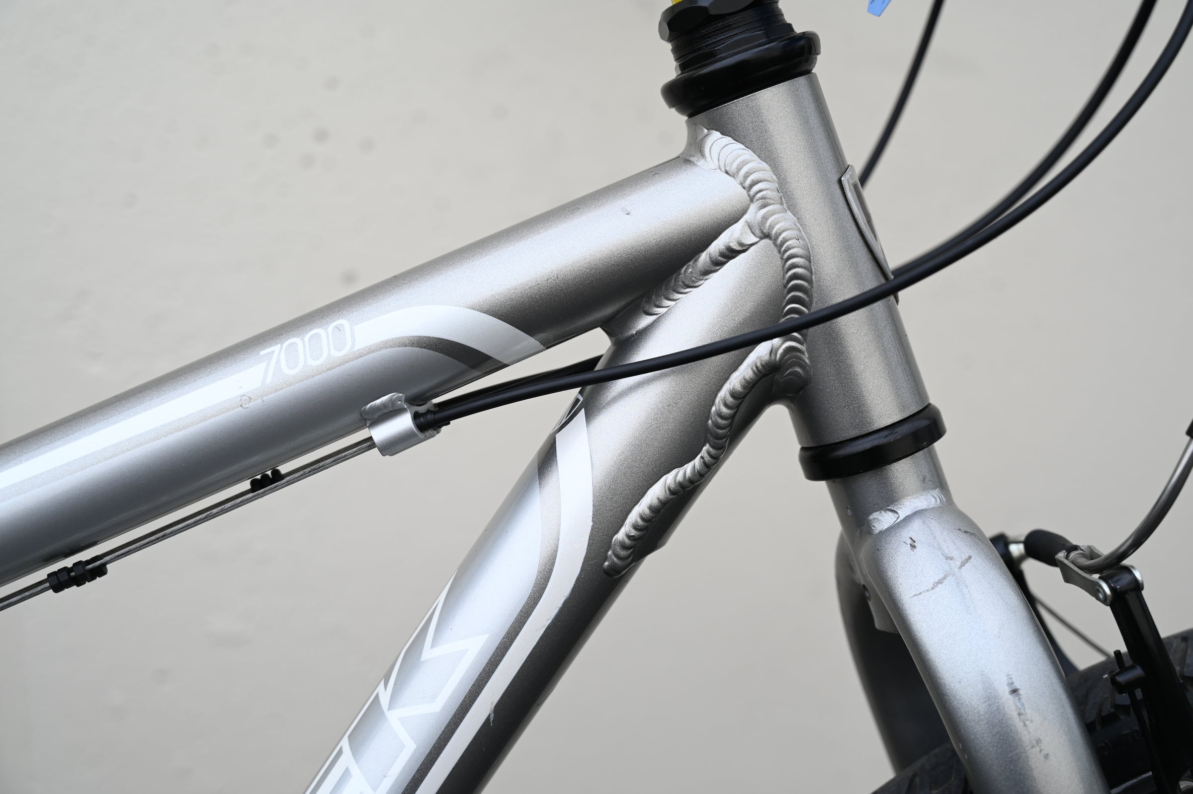 Trek 7000 Commuter Hybrid Bike with Adjustable Stem, Wide Tires