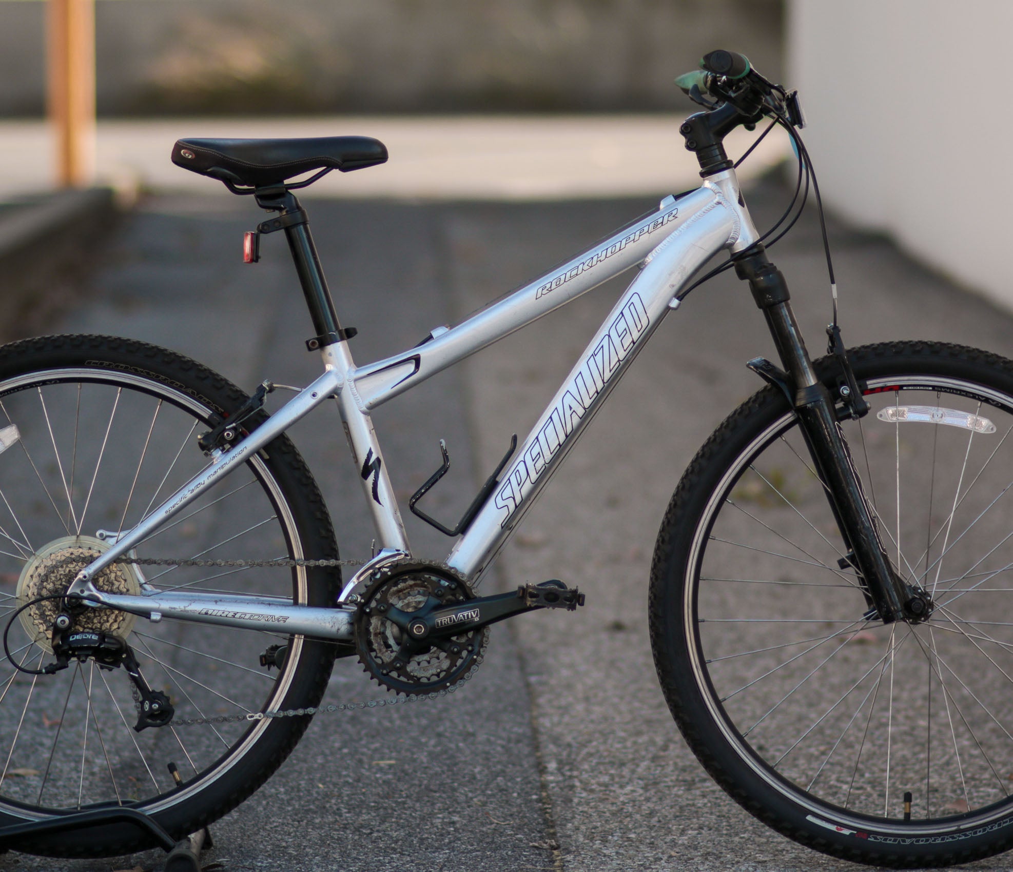 Specialized Rockhopper Sport Mountain Bike with Manitou Fork