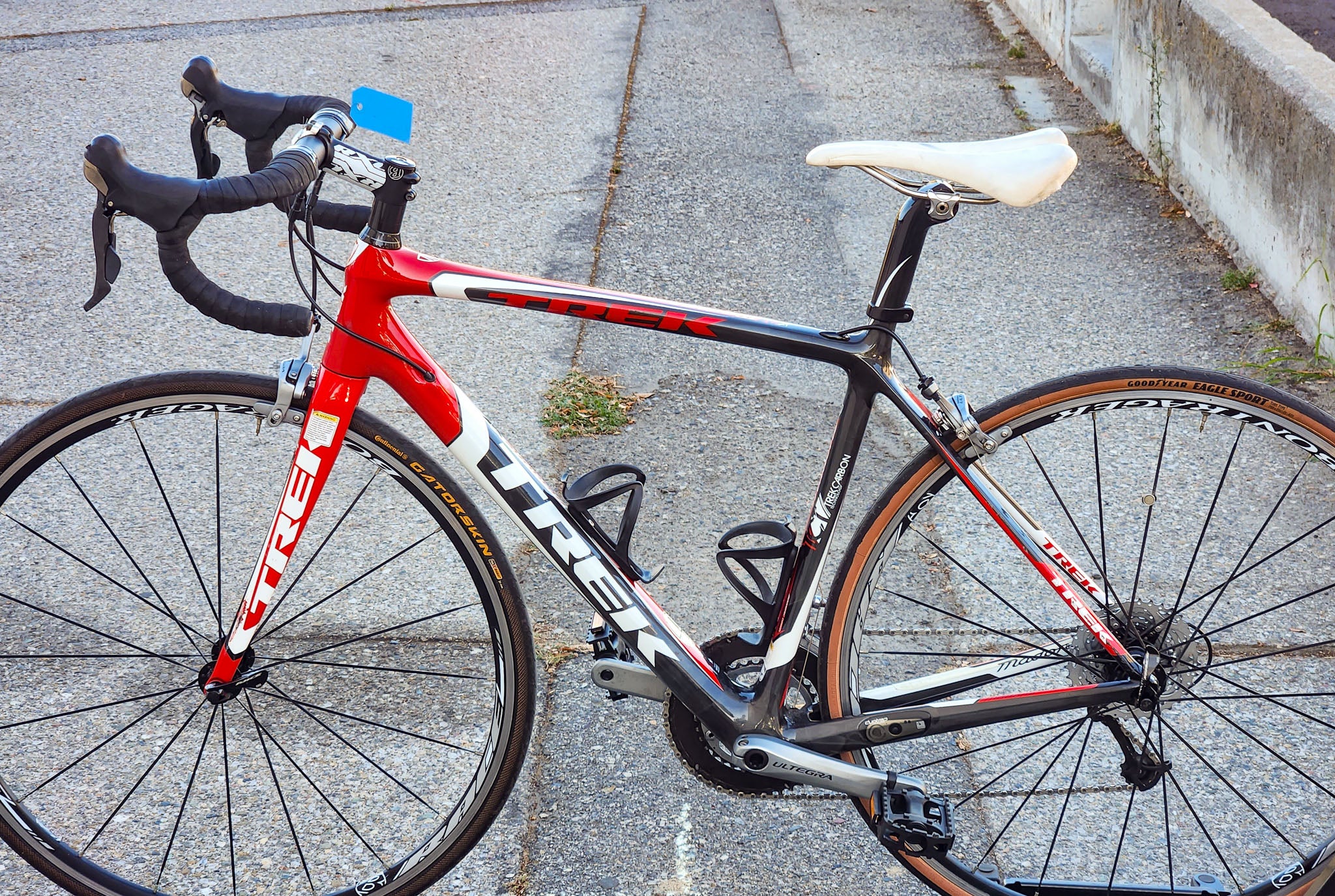 Trek Madone 5.2 Carbon Road Bike with Ultegra 2x10 red/gray - GPBV