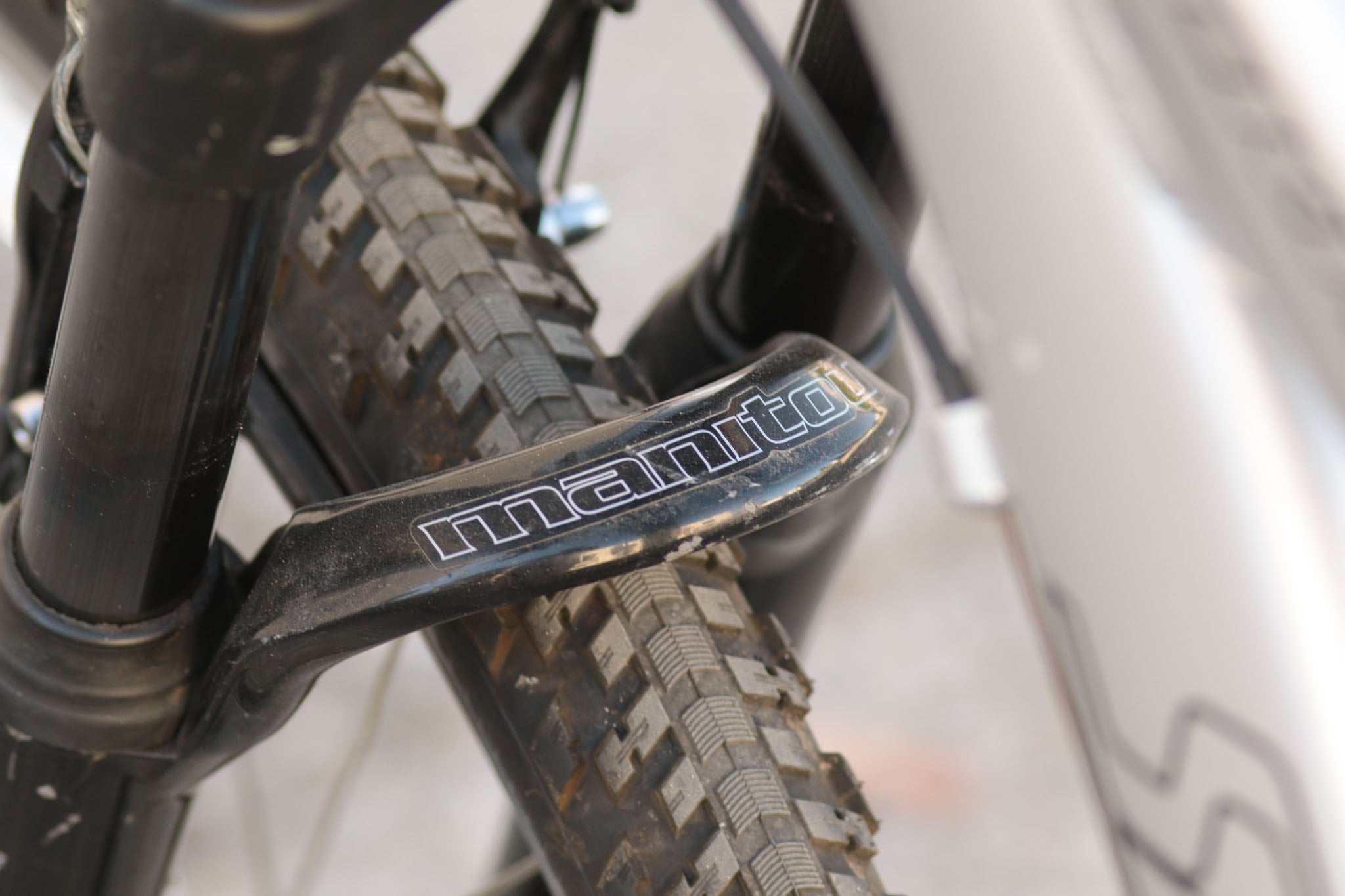 Specialized Rockhopper Sport Mountain Bike with Manitou Fork