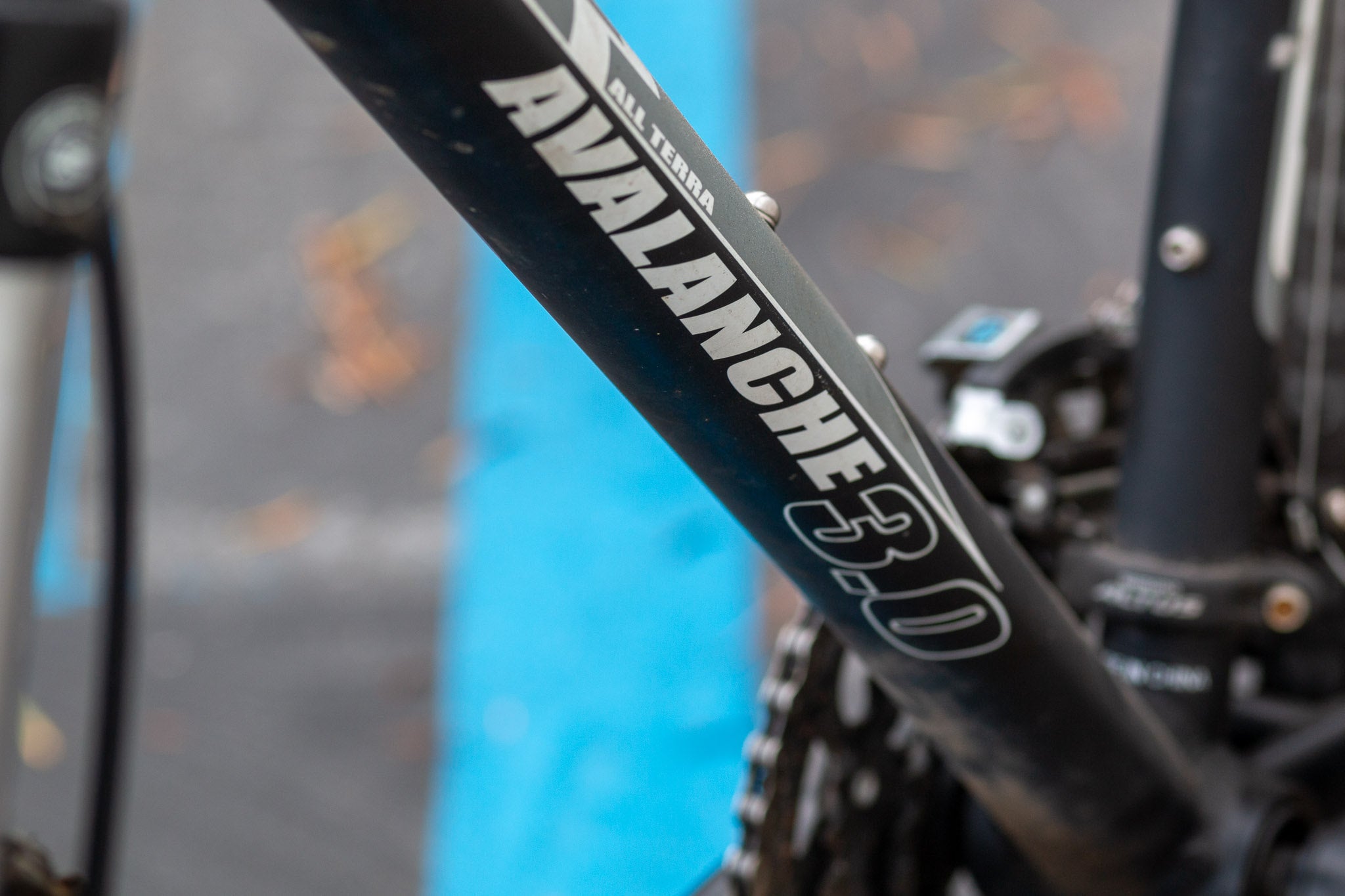 GT Avalanche 3.0 Mountain Bike Medium Black | Used Bikes for Sale