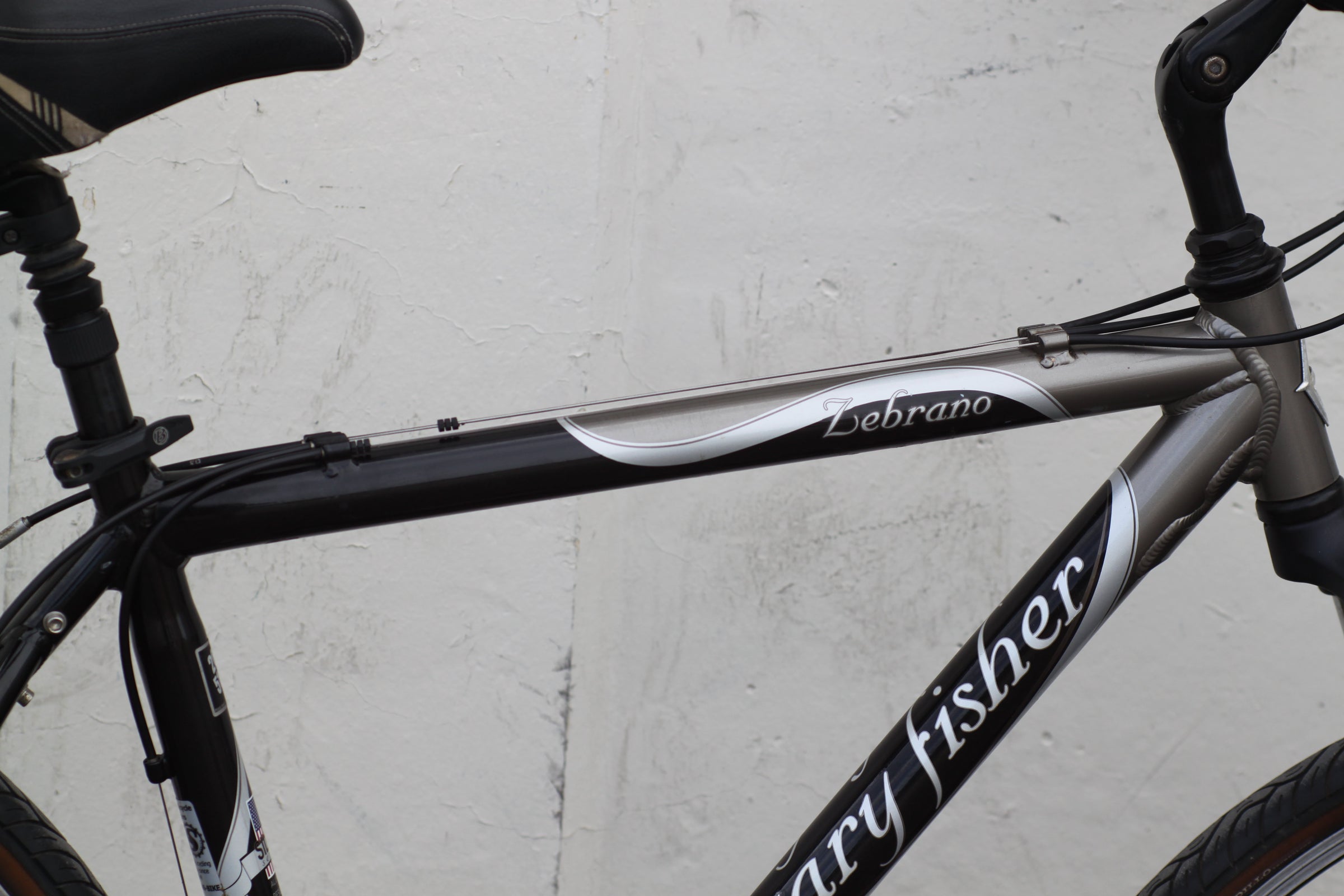 Gary Fisher Zebrano Commuter Hybrid Bike with RST Fork 20