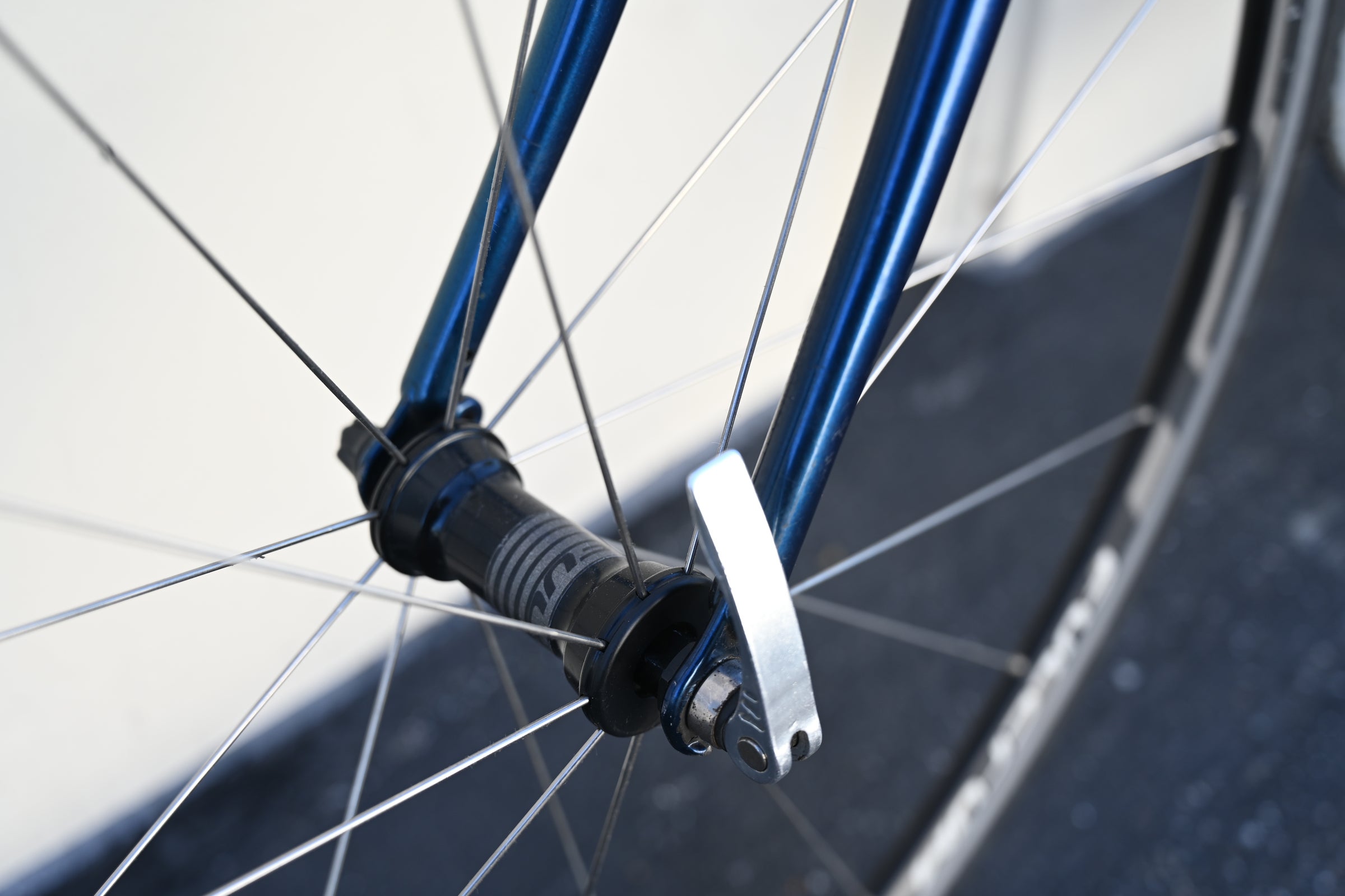 Trek 1220 Vintage Road Bike with ZX Series Aluminum Frame, Shimano