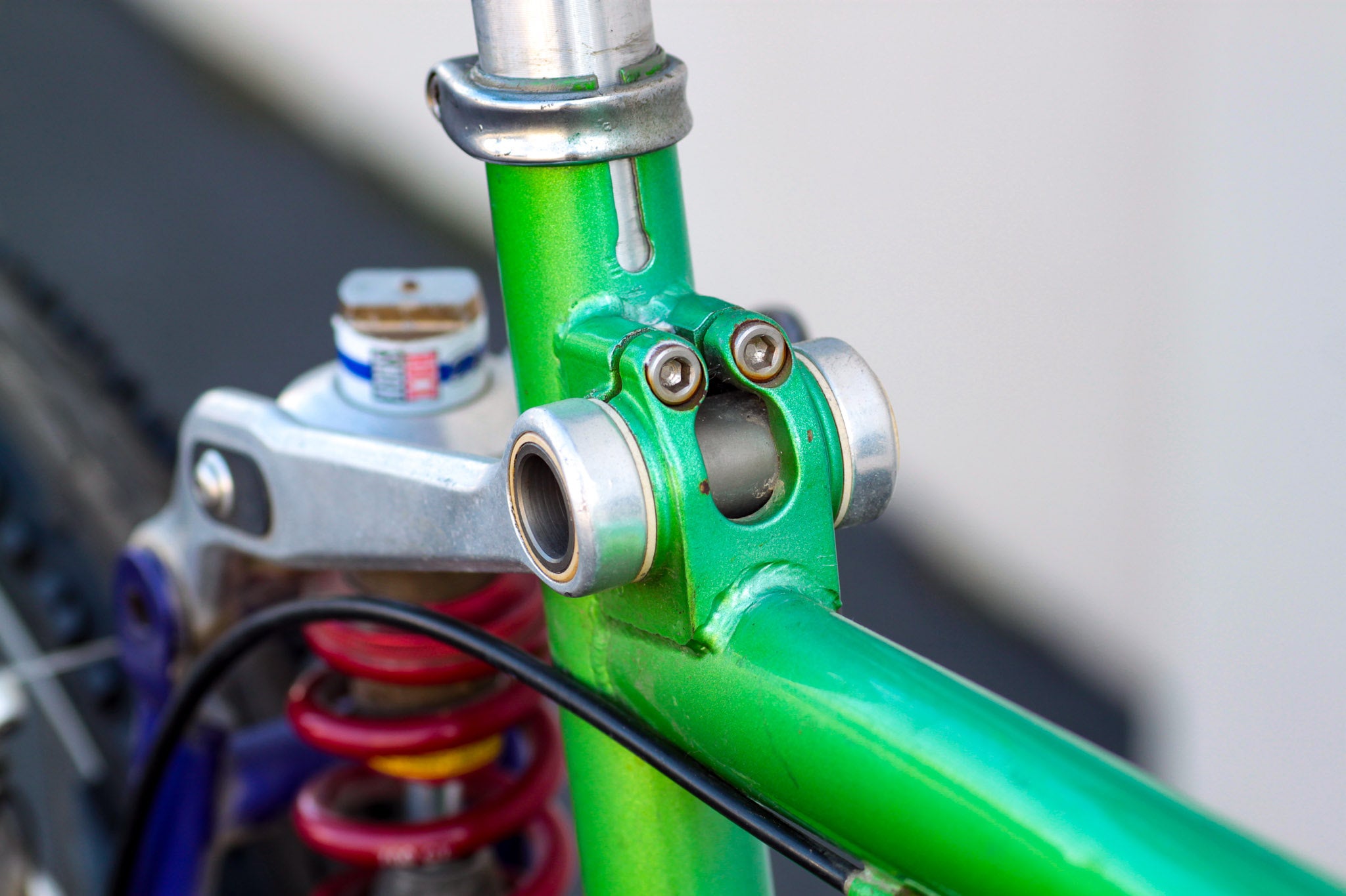 GT LTS 4000 Vintage Steel Full Suspension Mountain Bike 16 green