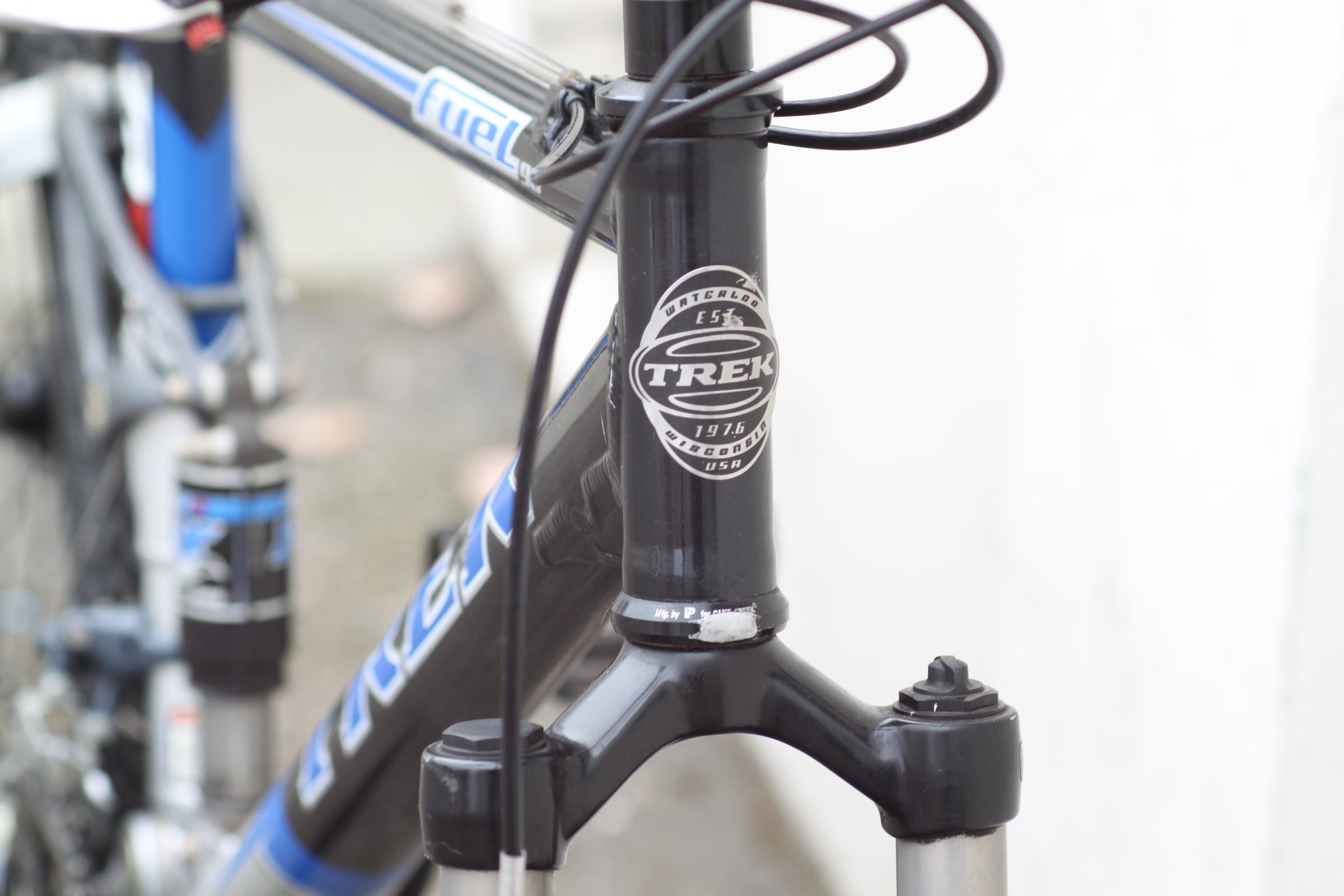 Trek Fuel 90 Full Suspension MTB with Fox Shock, RockShox Fork