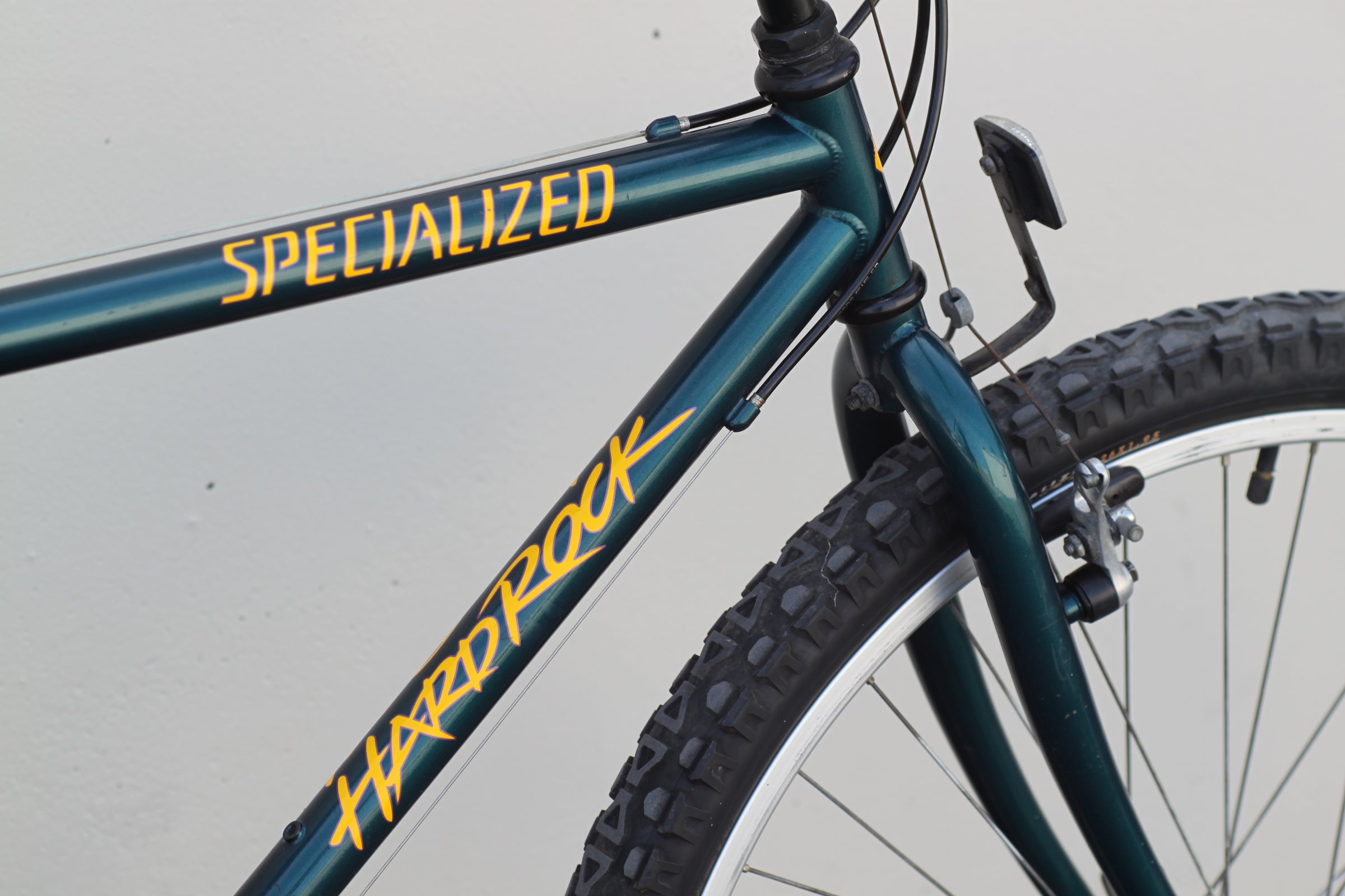 Specialized Hardrock Vintage Steel MTB with Rear Rack dark green