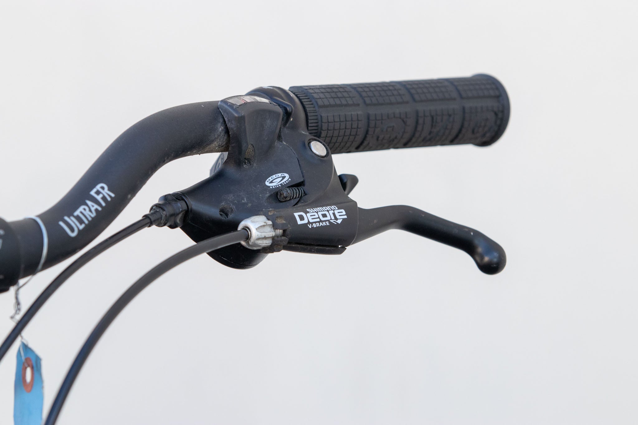 Haro ICS 4.0 Hardtail Mountain Bike w/ Shimano 3x9 Drivetrain