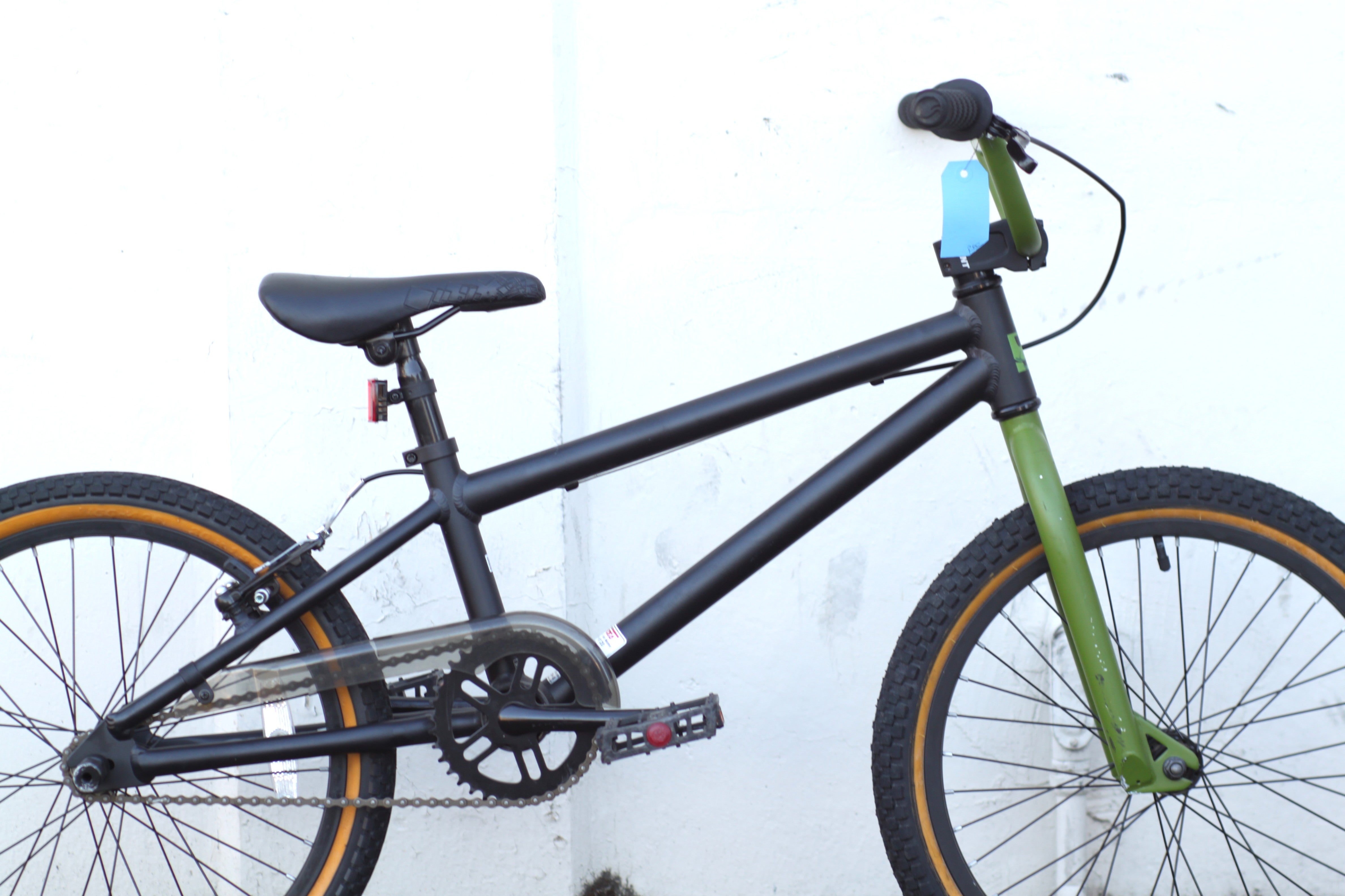 giant bmx bicycles Z- Bike 20 Big tubing the Limited 26 inch model features sealed front and rear hubs trying out BMX with this