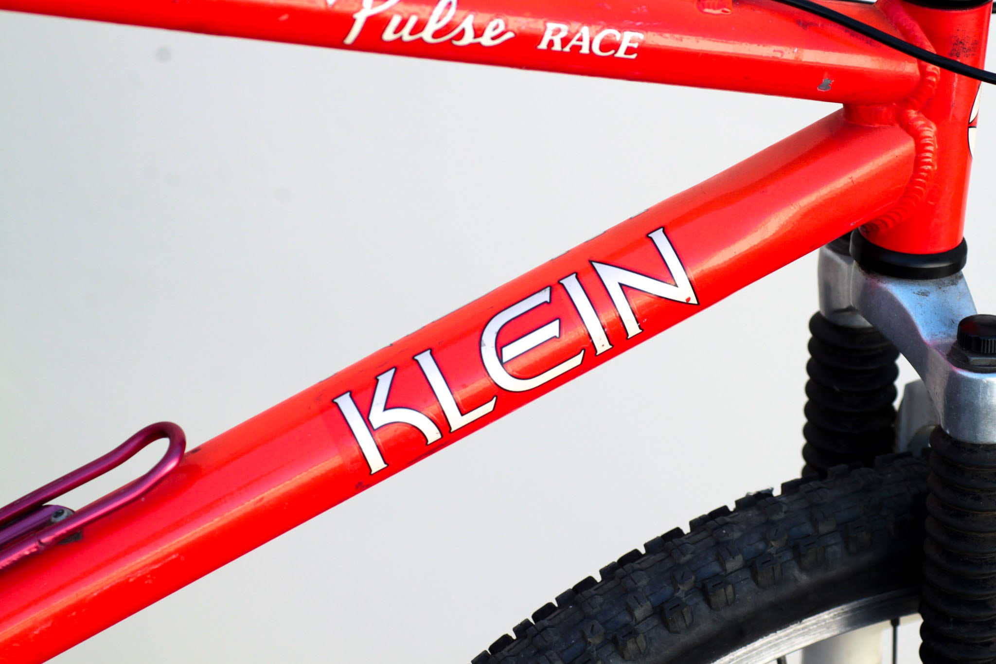 Klein Pulse Race Vintage Hardtail MTB with V-Brakes and RockShox