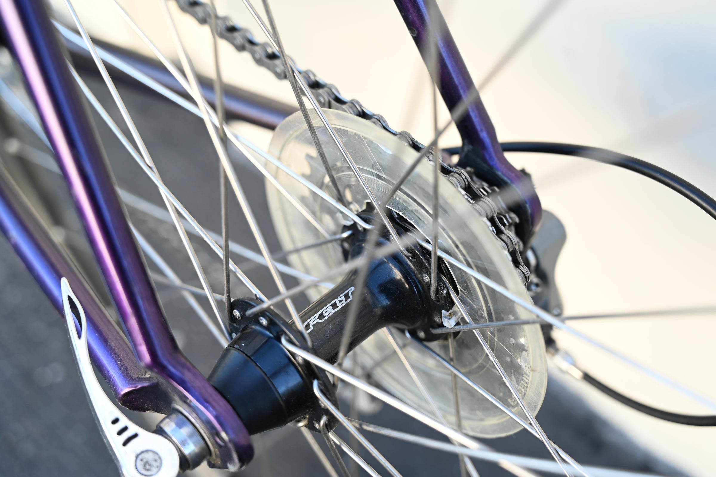 Trek 1220 Vintage Road Bike with ZX Series Aluminum Frame, Shimano