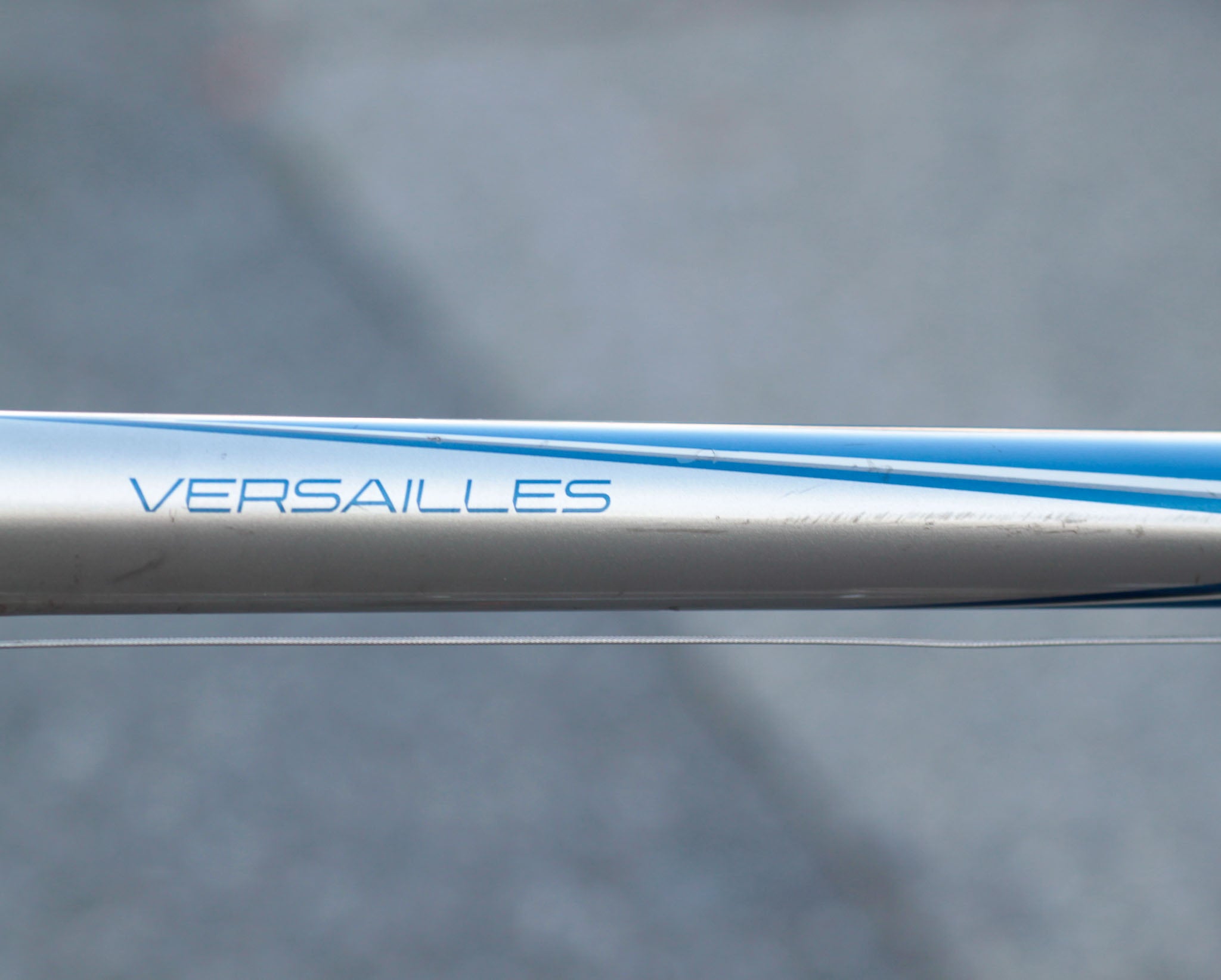 Lemond Versailles Carbon Road Bike with Shimano Drivetrain blue