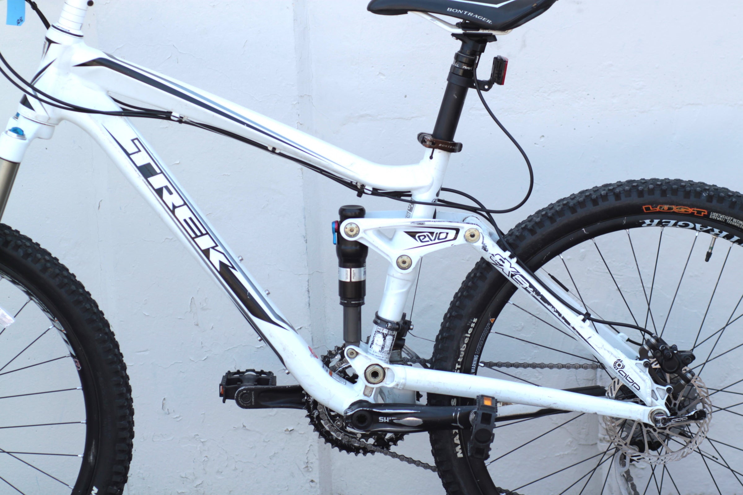 Trek Fuel EX8 Full Suspension Mountain Bike with Fox Fork