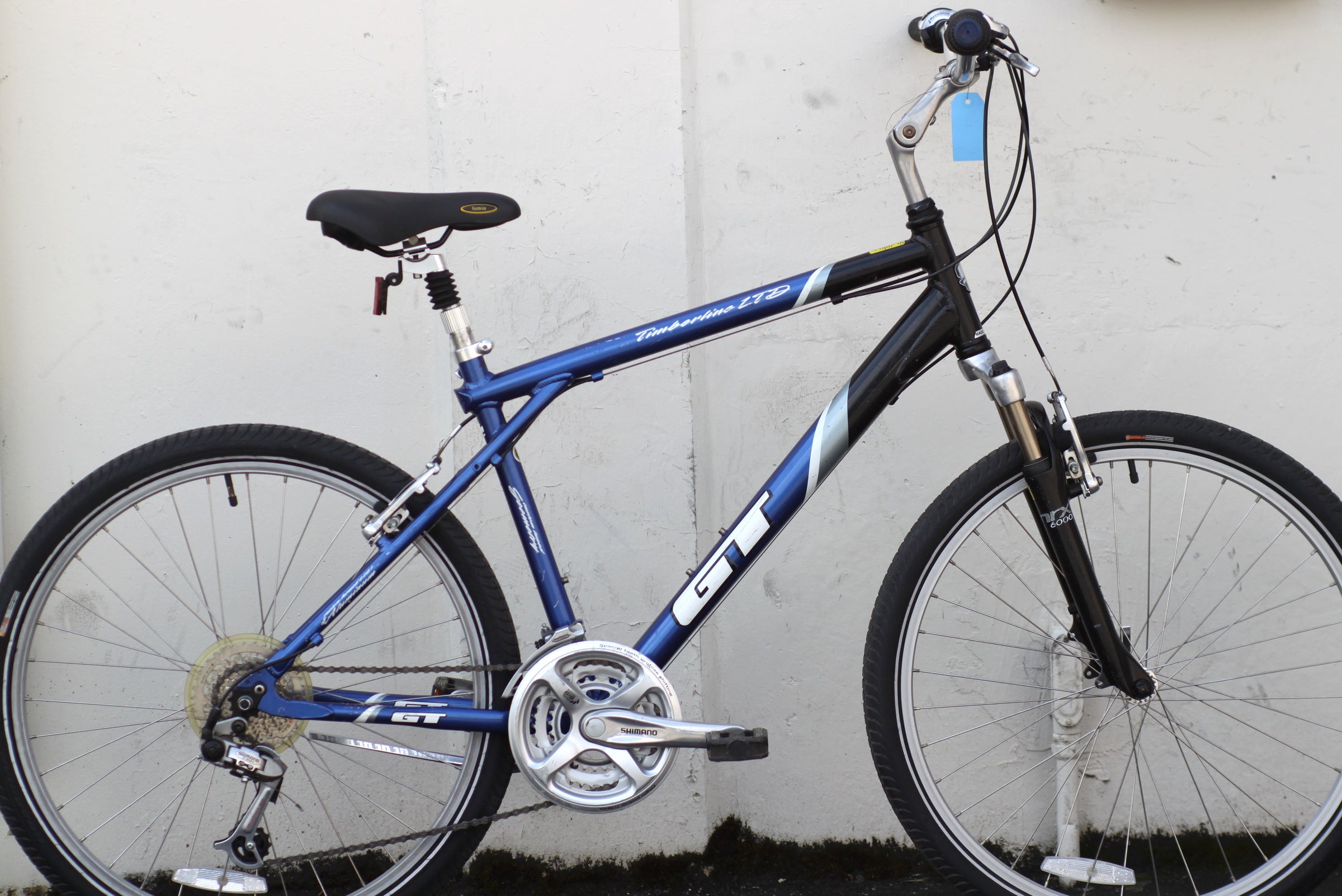 GT Timberline LTD Commuter Hybrid Bike with Upright Seating