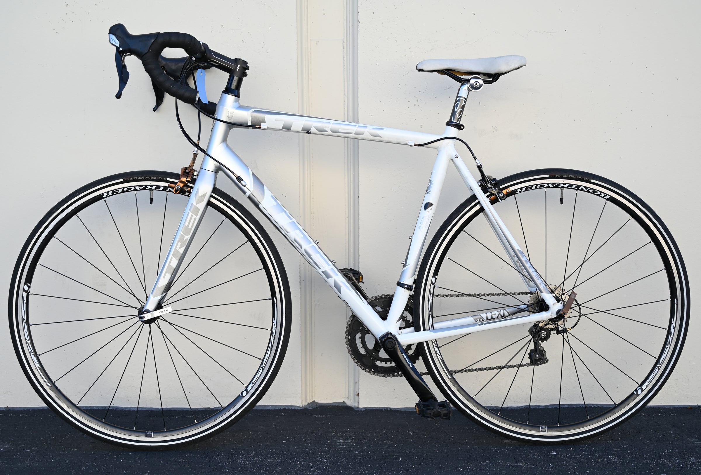 Trek Lexa SLX WSD Women's Aluminum Road Bike with Carbon Fork