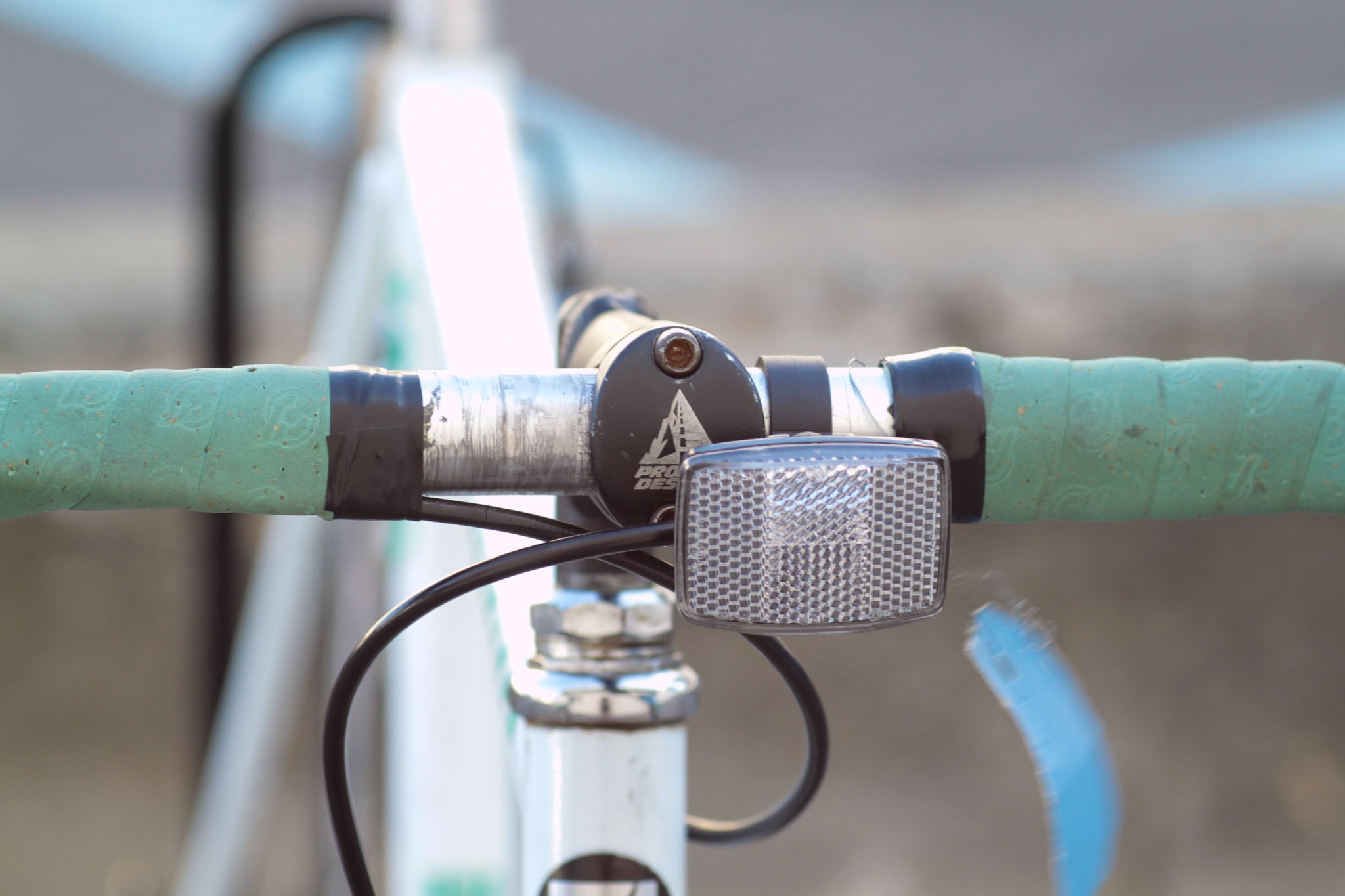 Trek 1200 Aluminum Vintage Road Bike Made in USA white UKUN