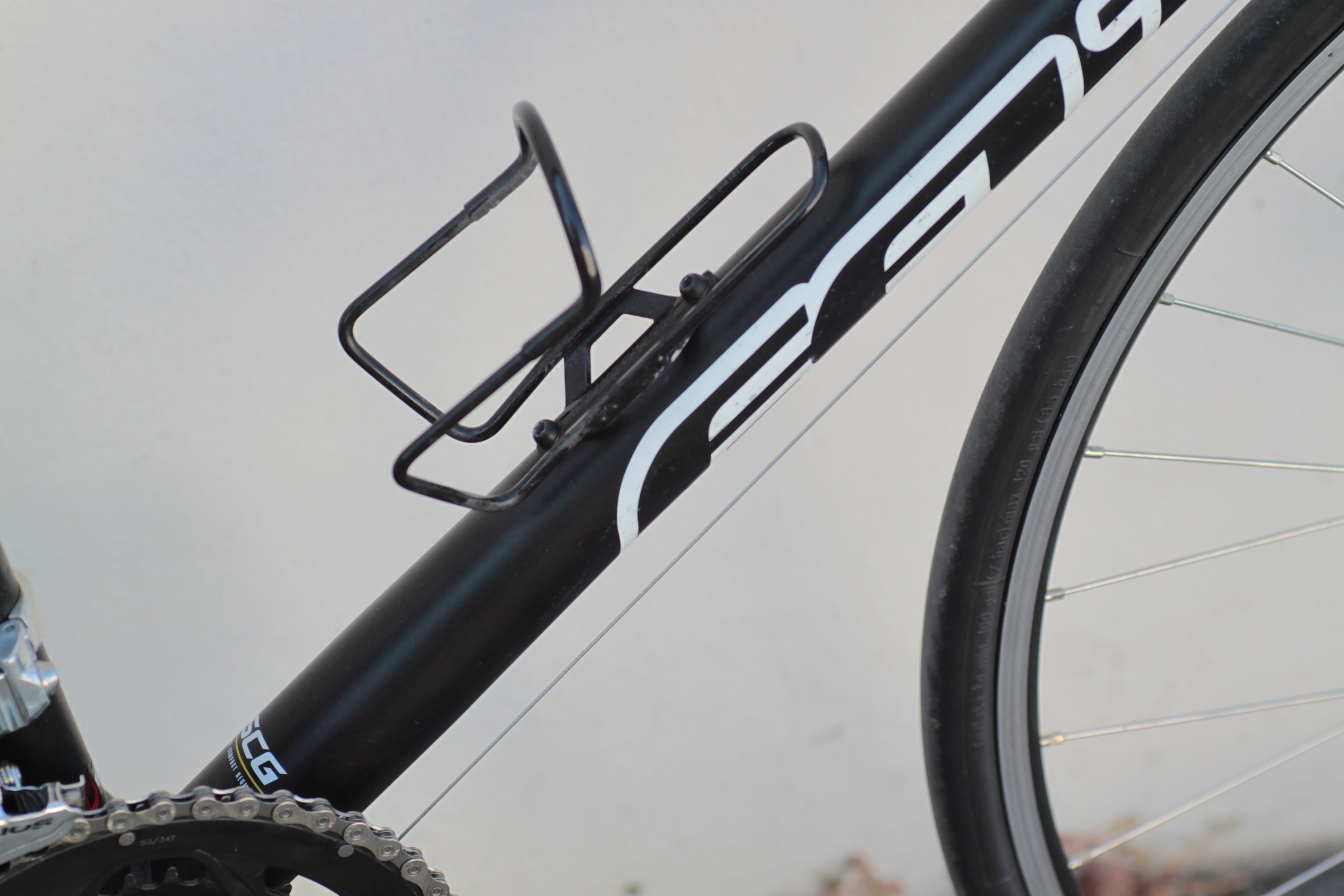 Felt F75 Aluminum Carbon Road Bike with Shimano 105 58cm black