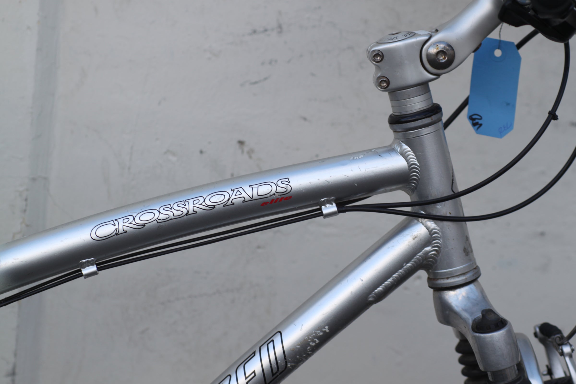 Specialized Crossroads Elite Commuter Hybrid with 700c Wheels MD