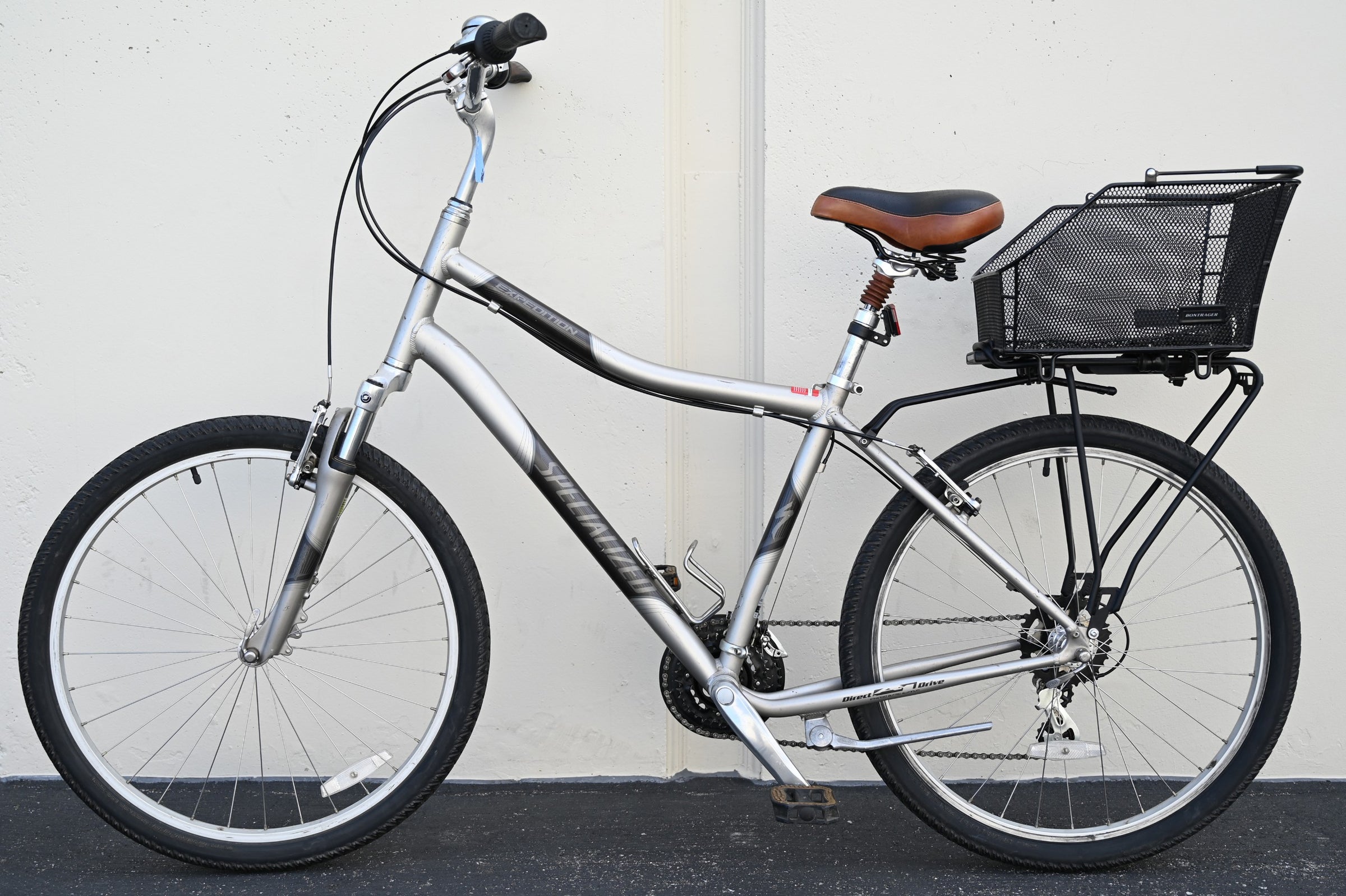 Specialized Expedition Sport Commuter Comfort Hybrid with Rear