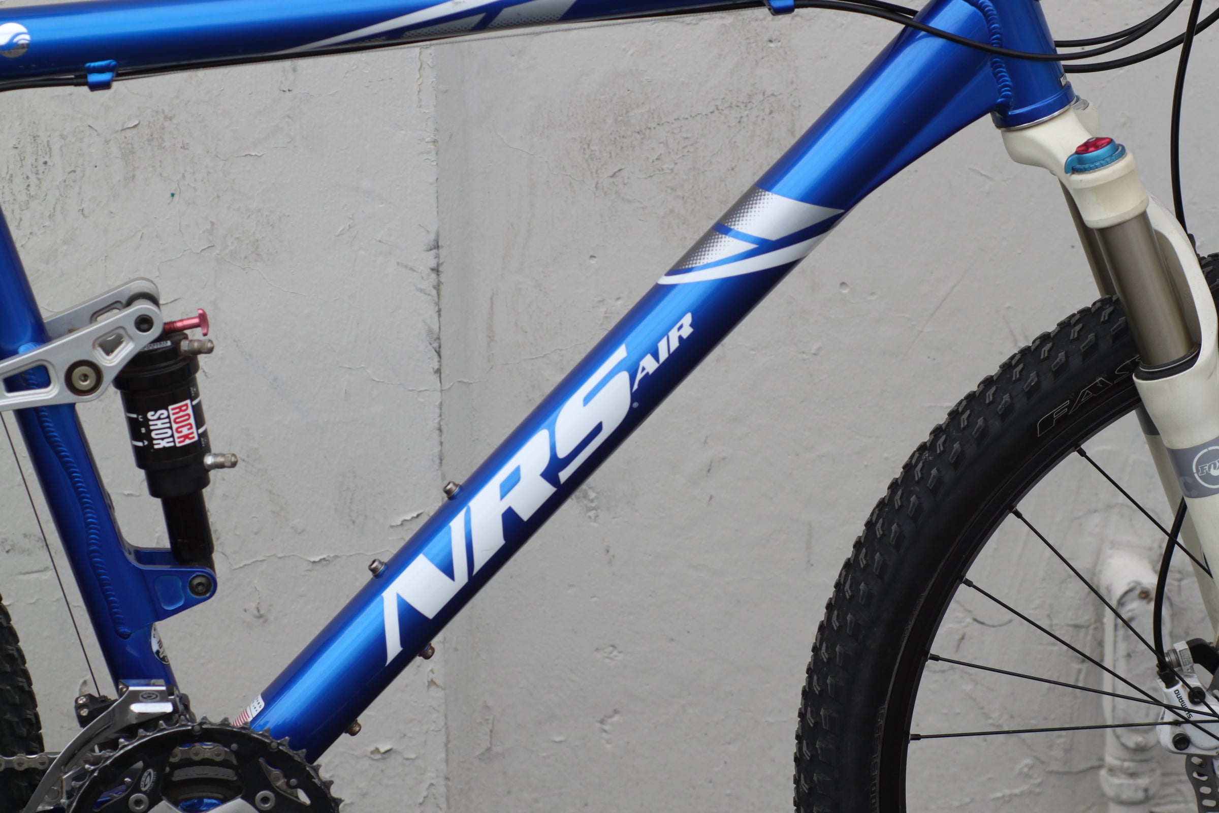 Giant NRS Air Full Suspension MTB with RockShox and Fox Fork 22.5