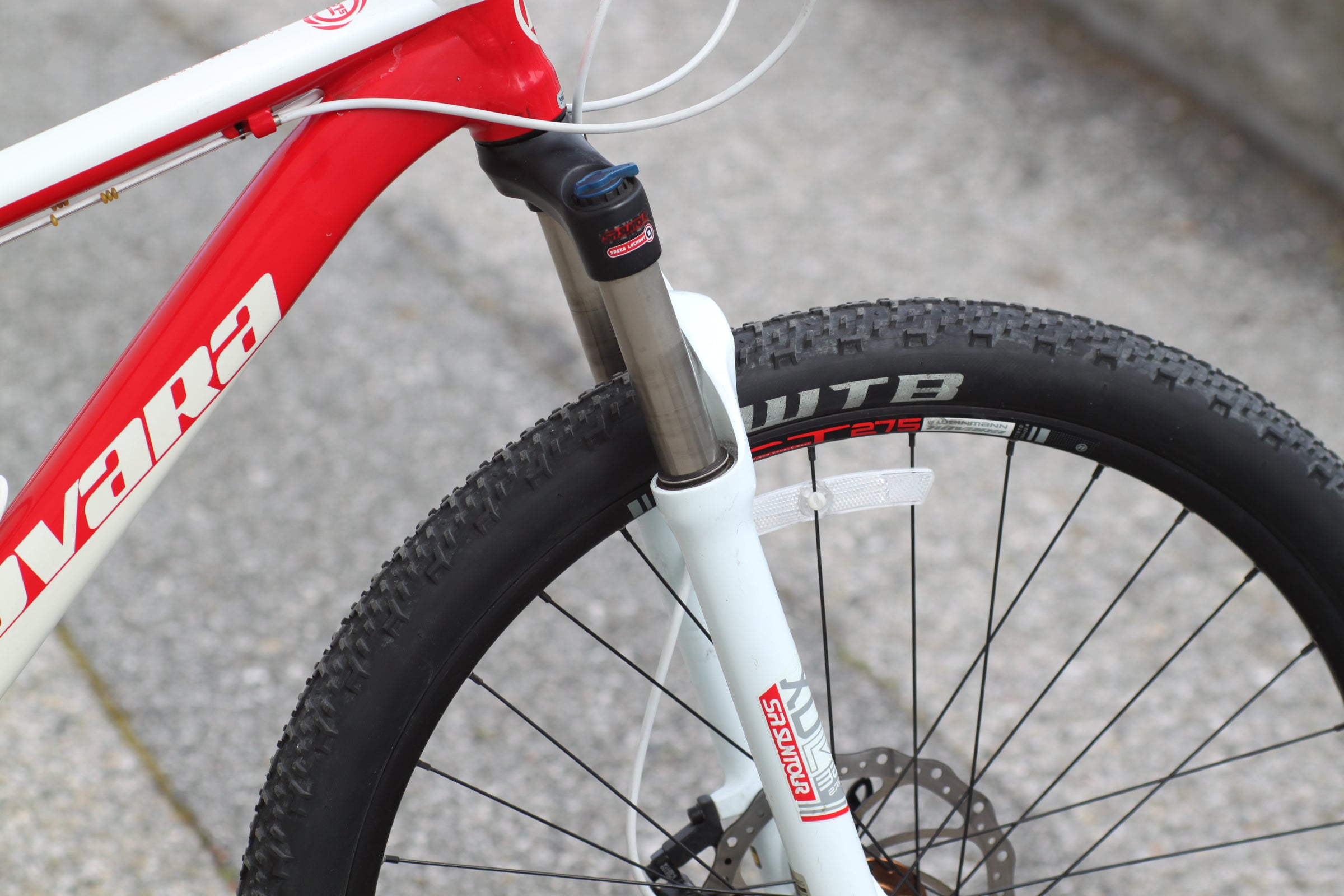 Novara Tupelo 27.5” Hardtail MTB with Disc Brakes and Big Wheels M