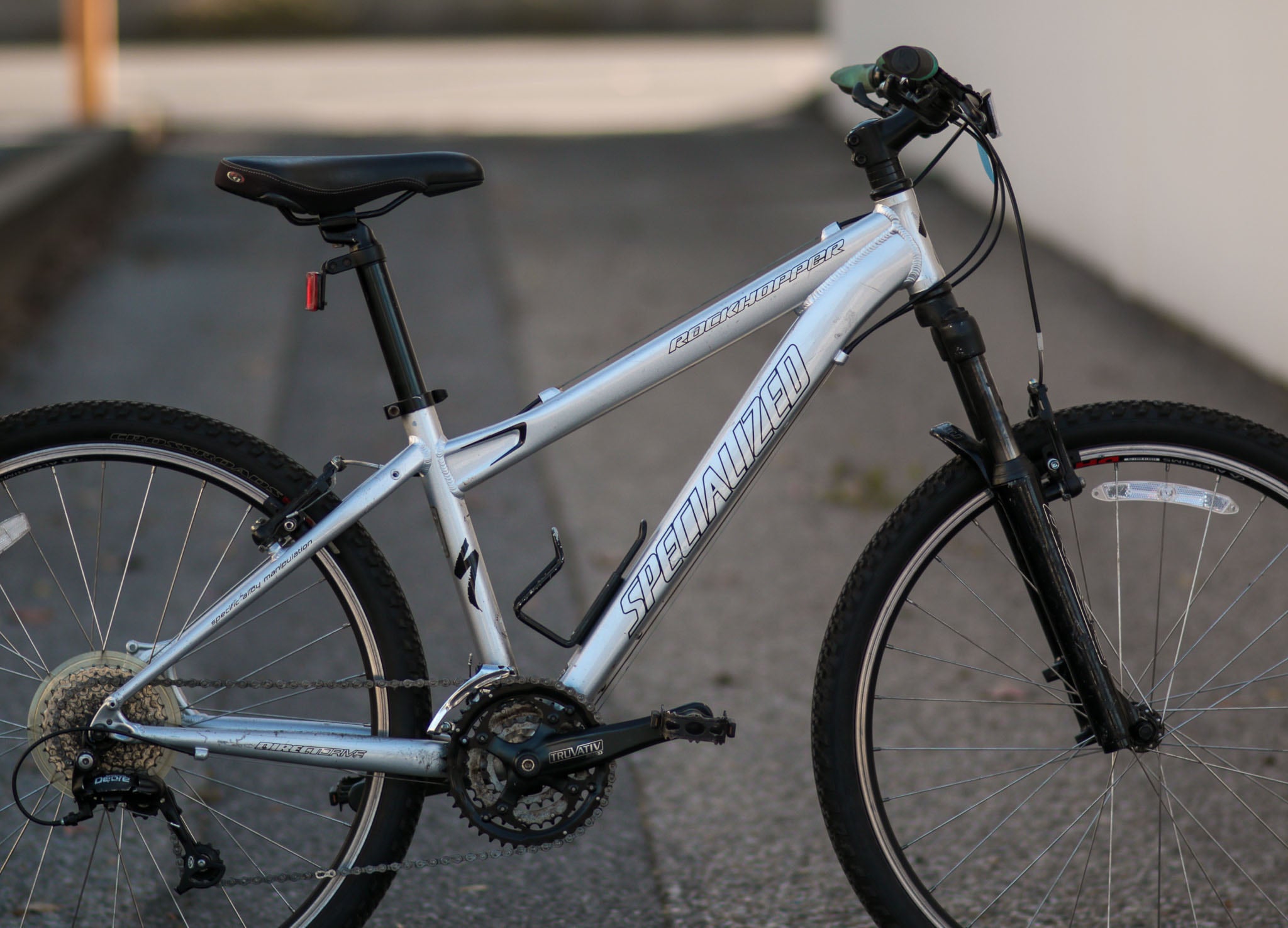 Specialized Rockhopper Sport Mountain Bike with Manitou Fork