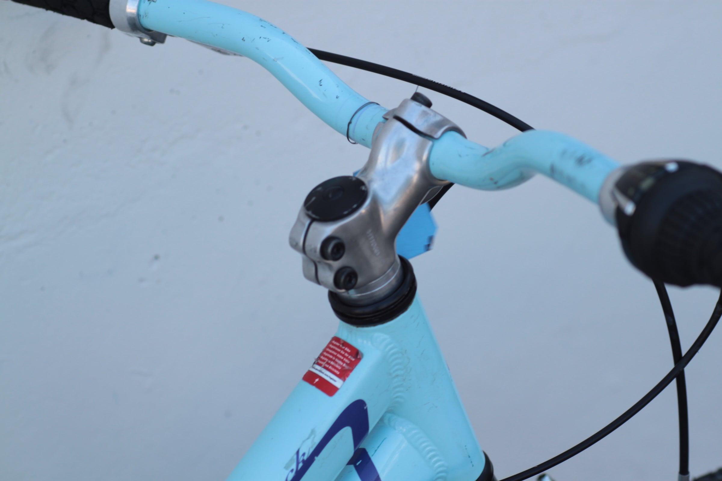 Specialized Hotrock 24 7-Speed Girls Bike blue - VEPE | Used Bikes