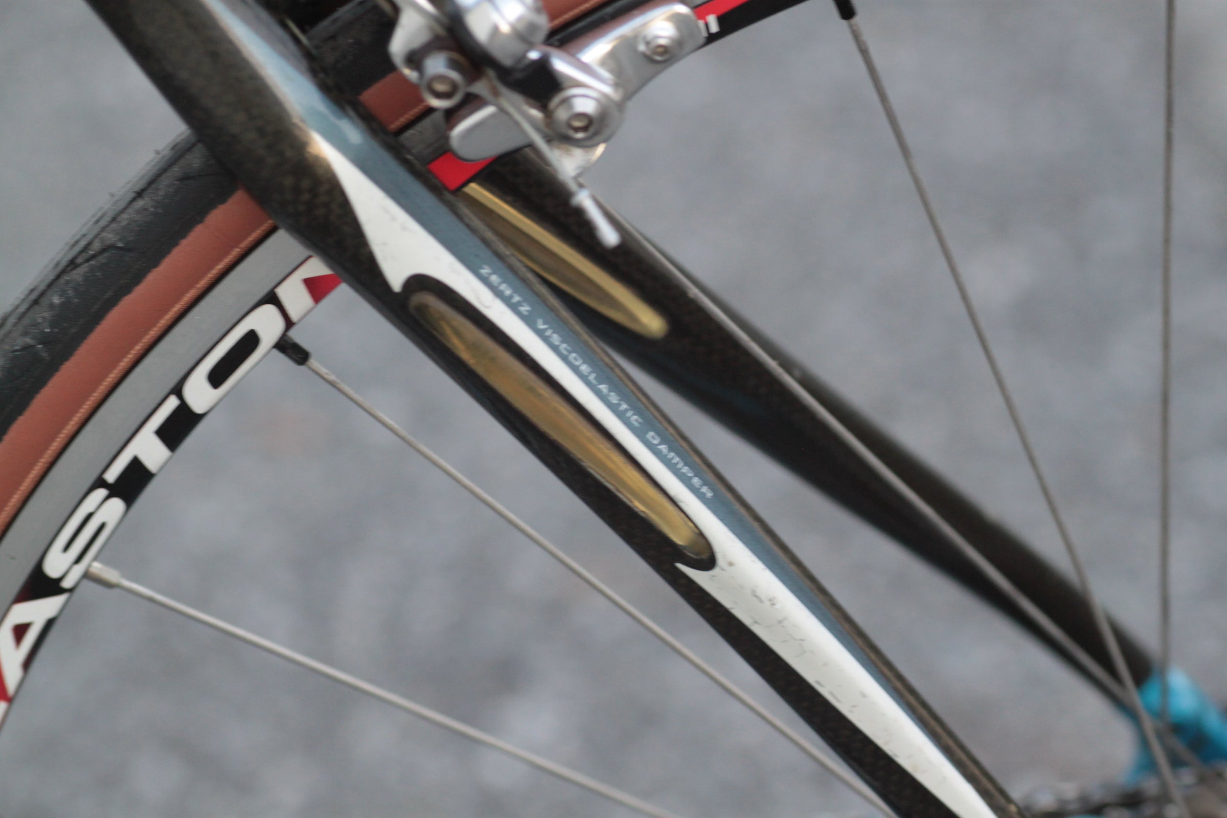 Specialized Roubaix Road Bike with Columbus E5 Alloy Frame with