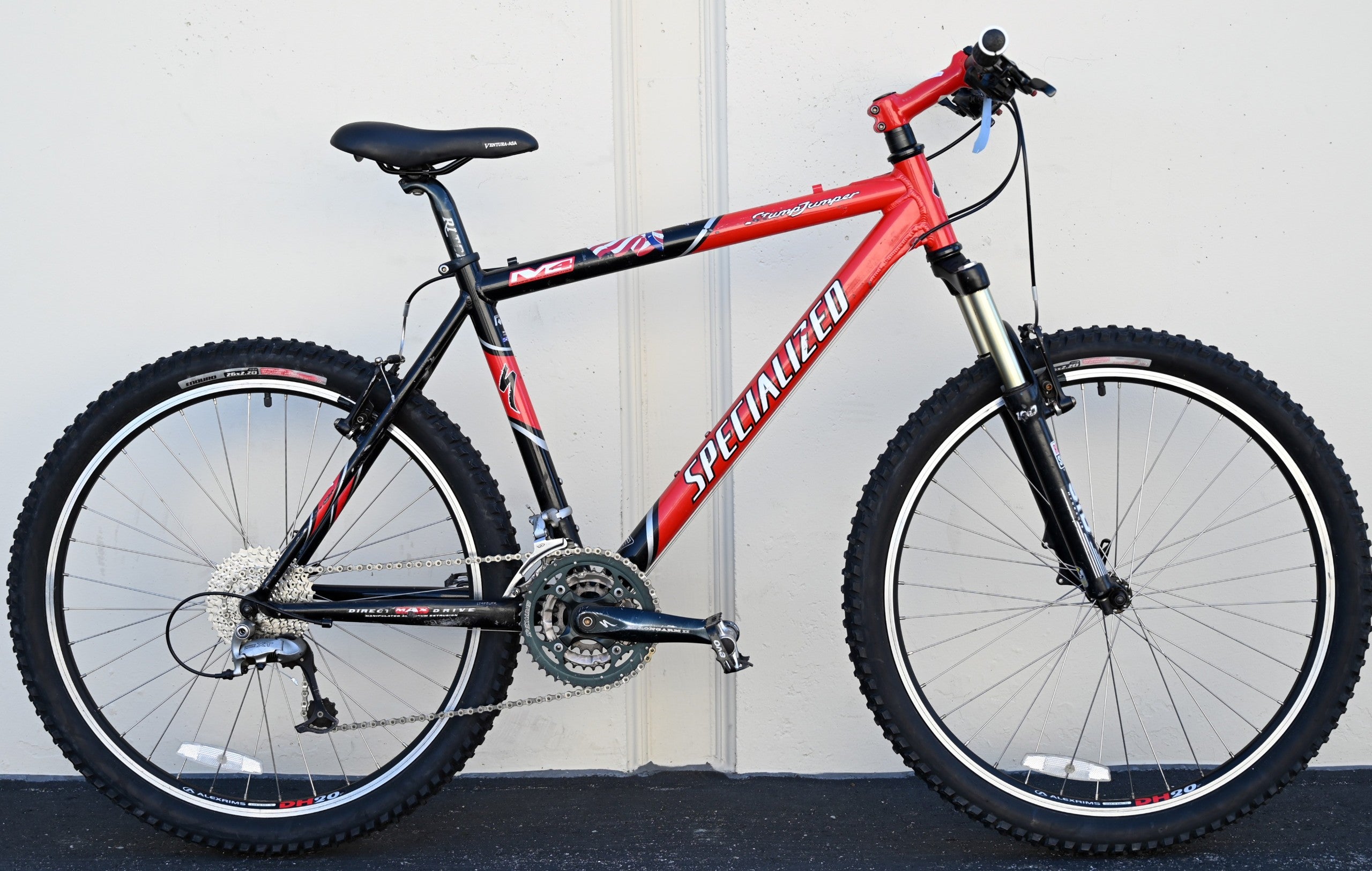 【ヤマ】SPECIALIZED Stumpjumper M4 Specialized StumpJumper M4 Hardtail MTB with RockShox SID Fork