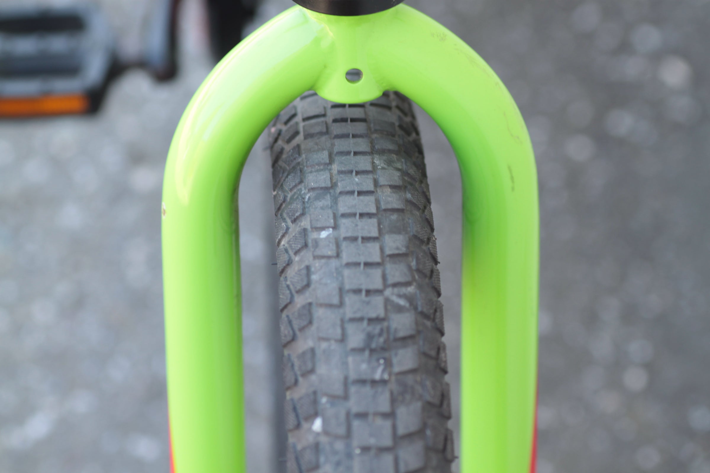 Specialized Riprock Coaster 20 Kid's Bike with Wide 20x2.3 Tires