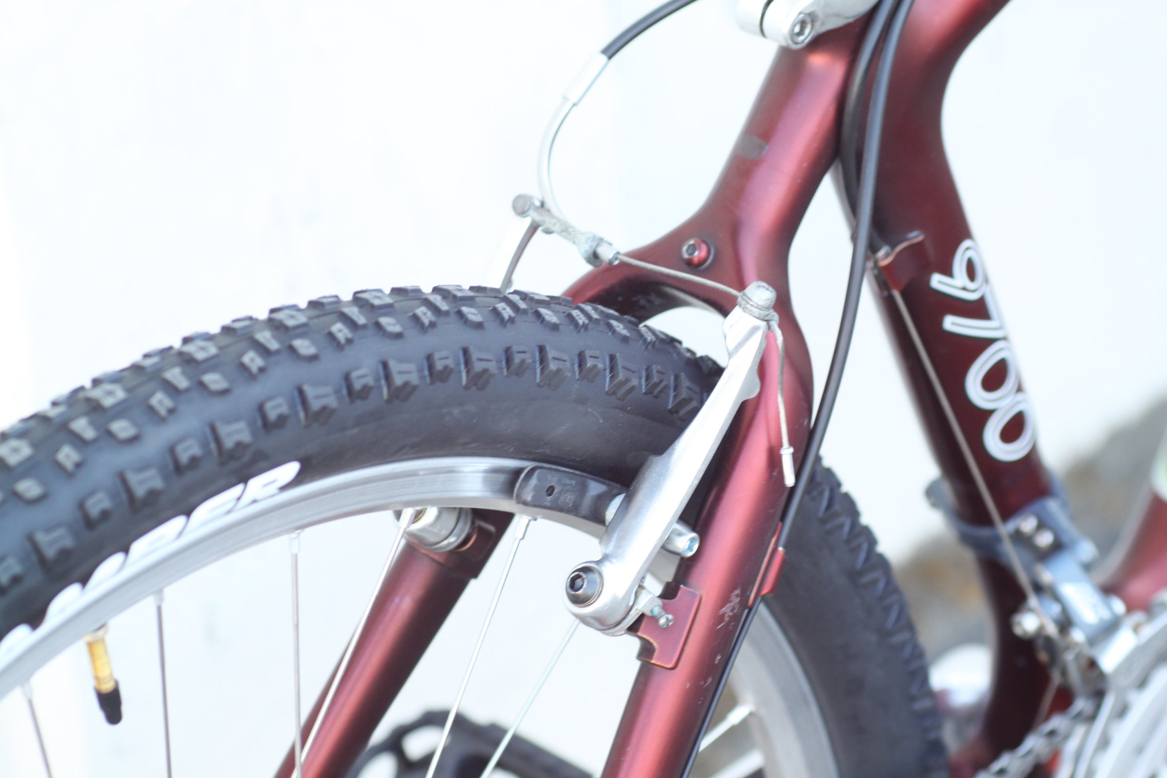 Trek 9700 SHX OCLV Carbon Vintage MTB Hardtail with Hugi Hubs, New