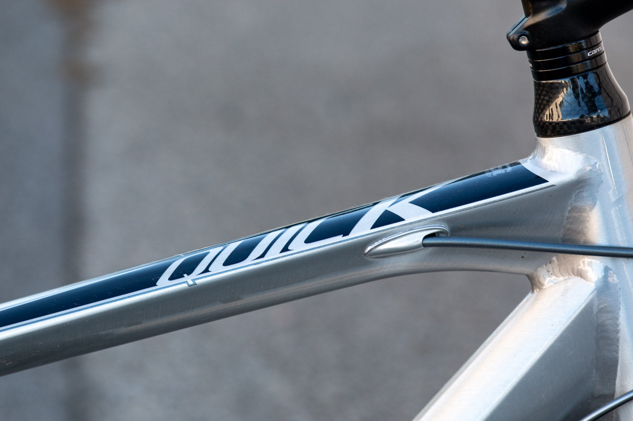 Cannondale Quick One CdA Aluminum Hybrid with Shimano 105 and