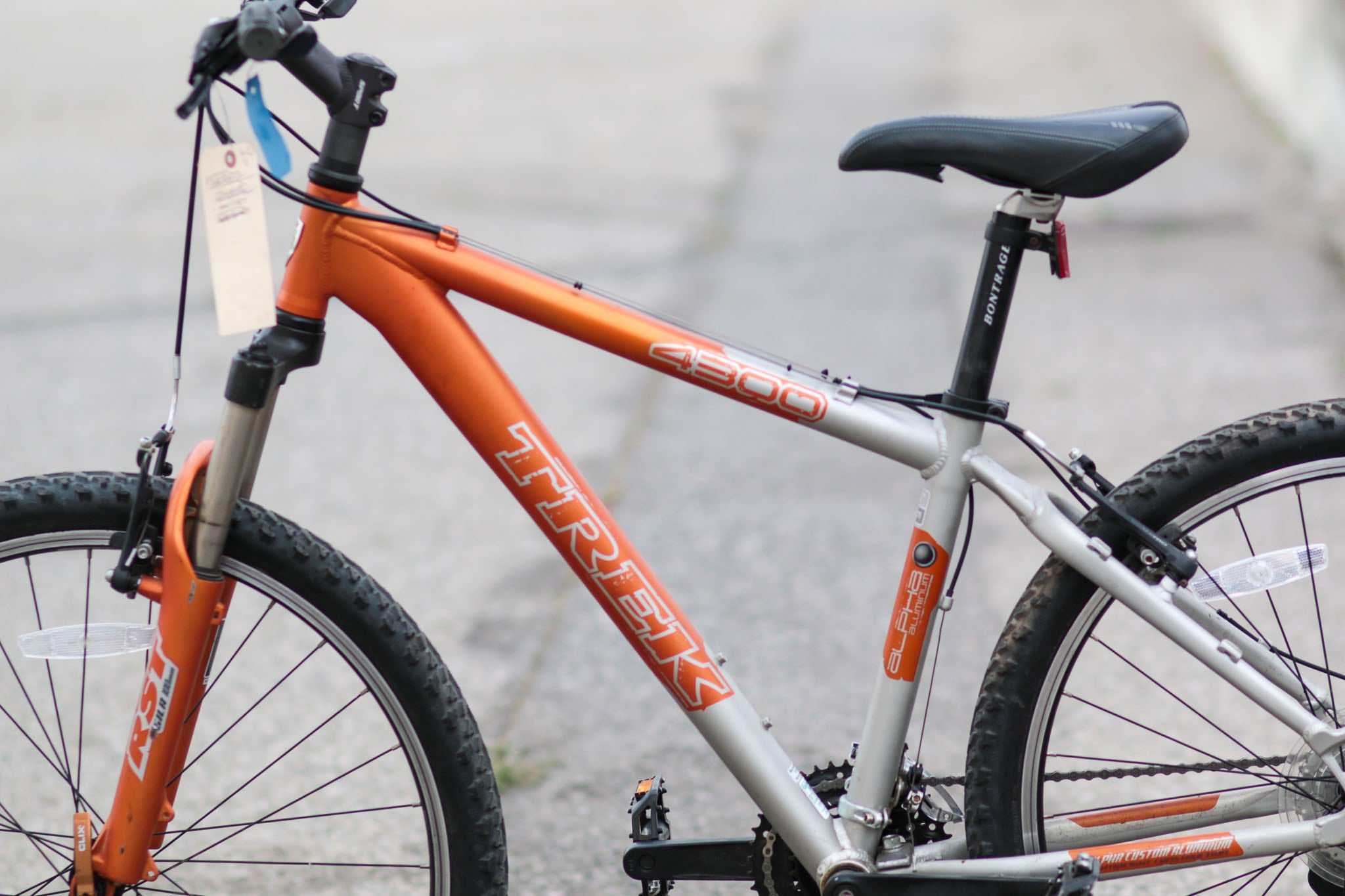 Trek 4300 Hardtail Mountain Bike with RST Gila Fork 16