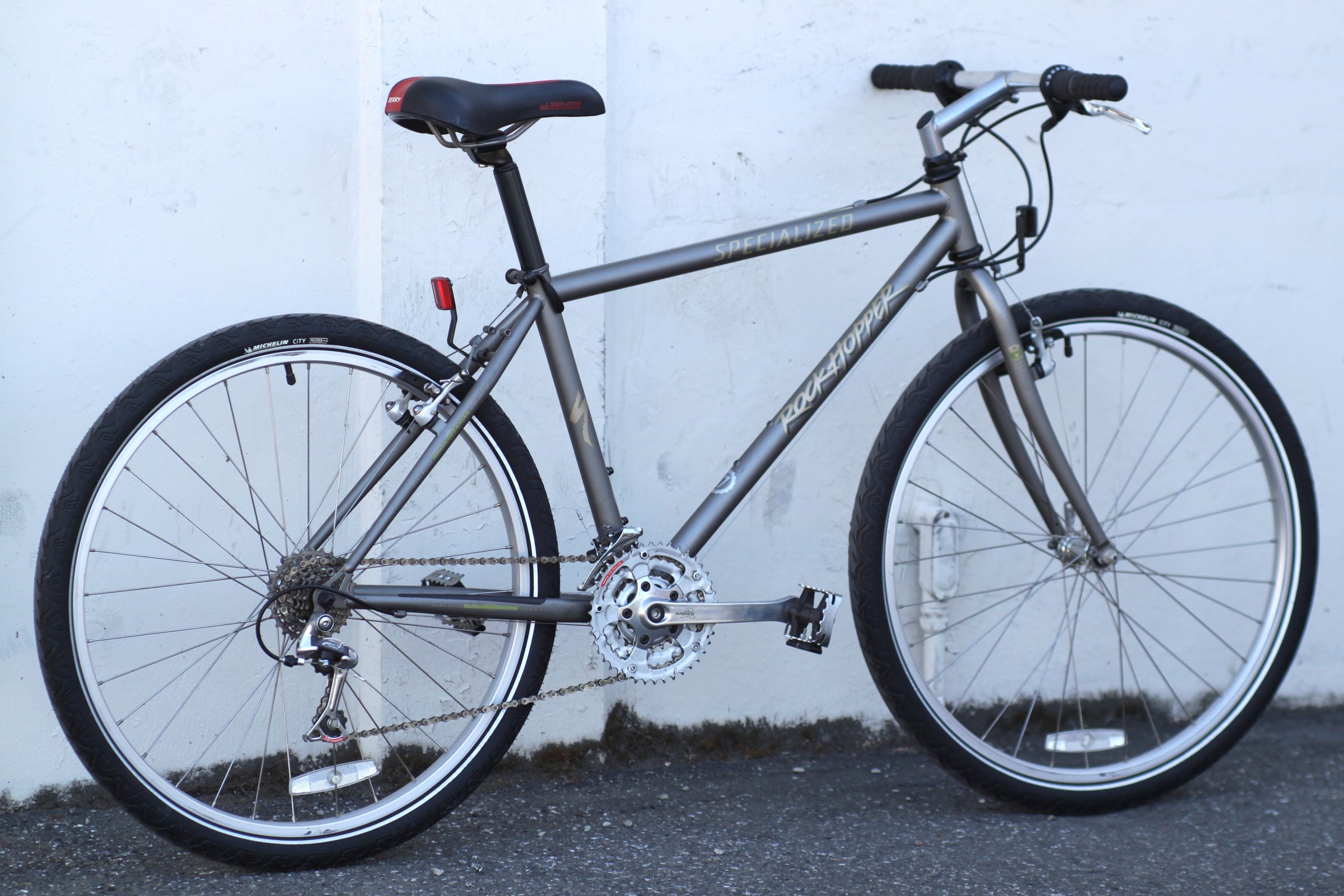 Specialized Rockhopper Vintage Mountain Bike with Pavement