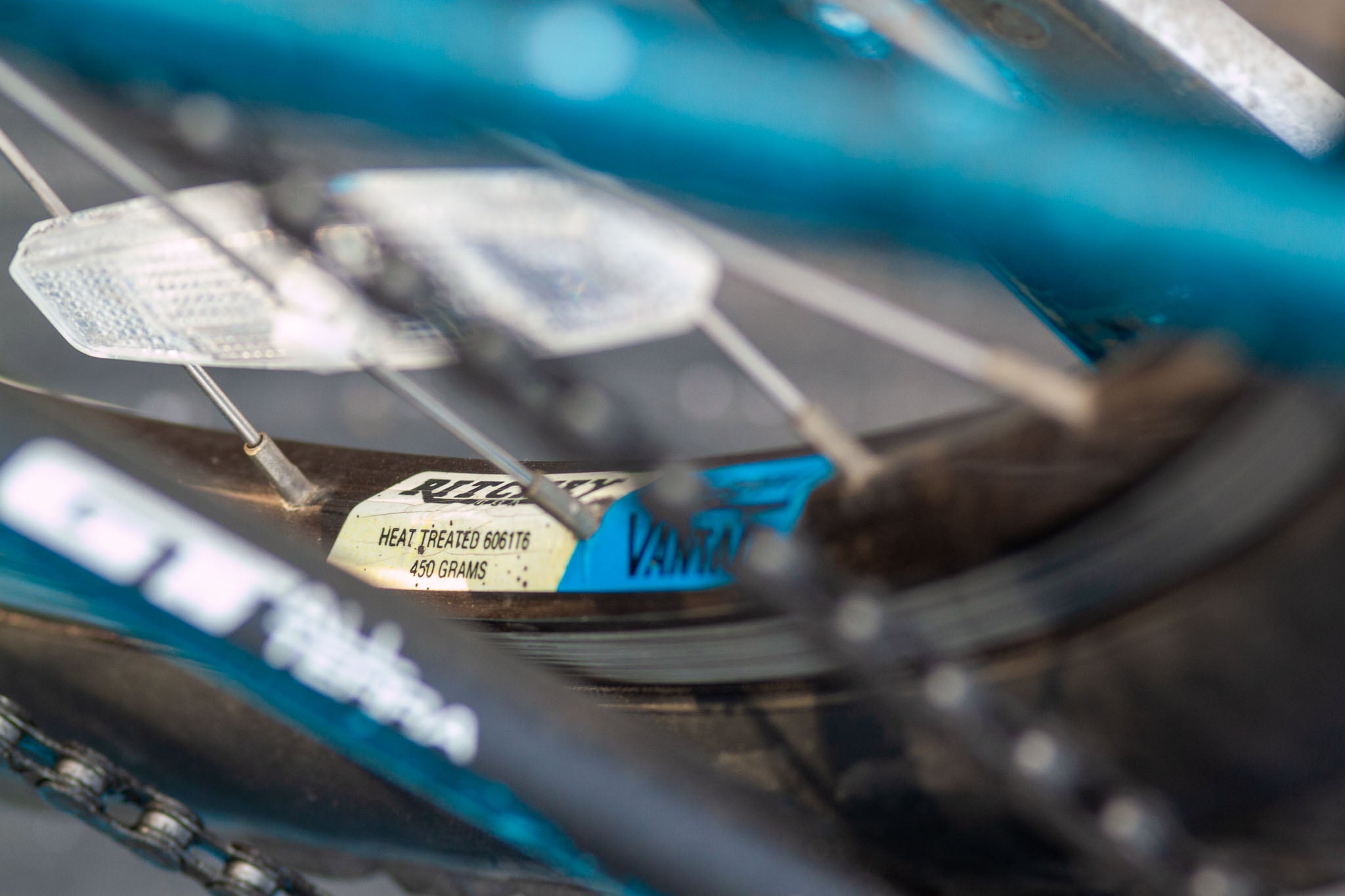 GT Karakoram Elite Vintage Mountain Bike Blue | Used Bikes for