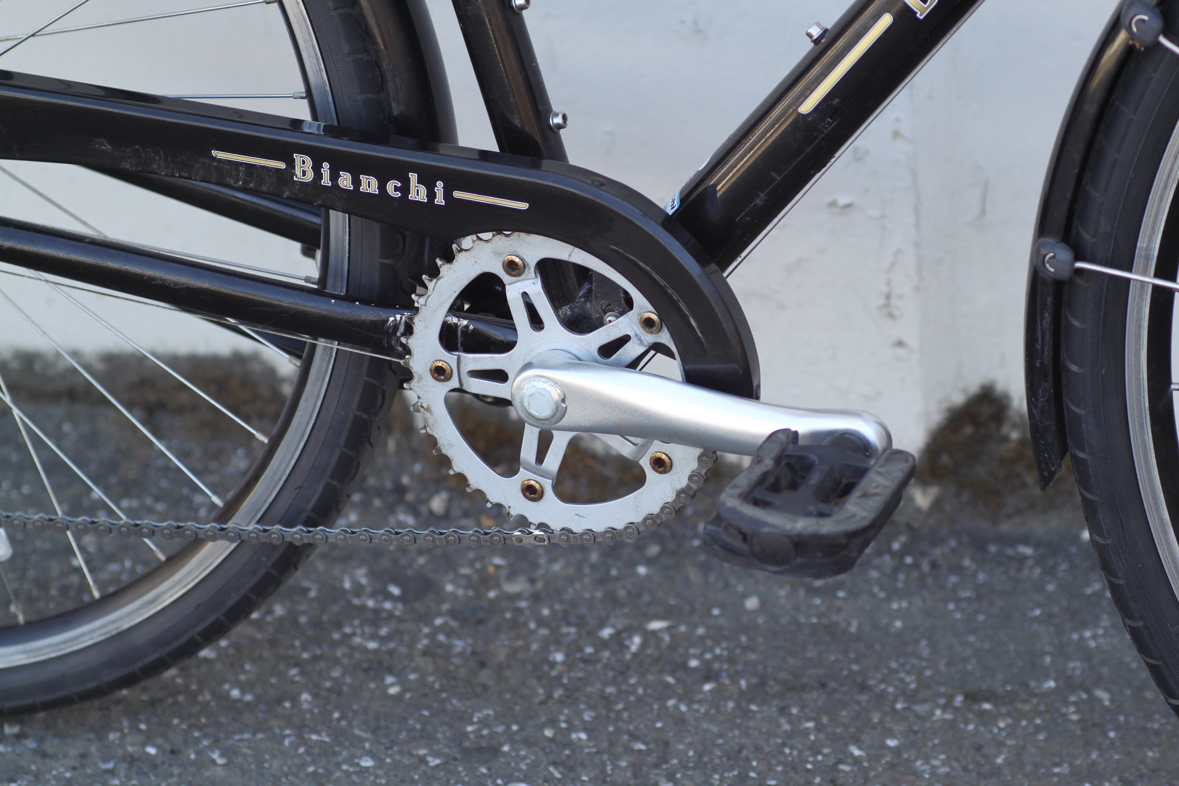 Bianchi Milano Cafe Cruiser City Townie Bike with Rear Rack, 8