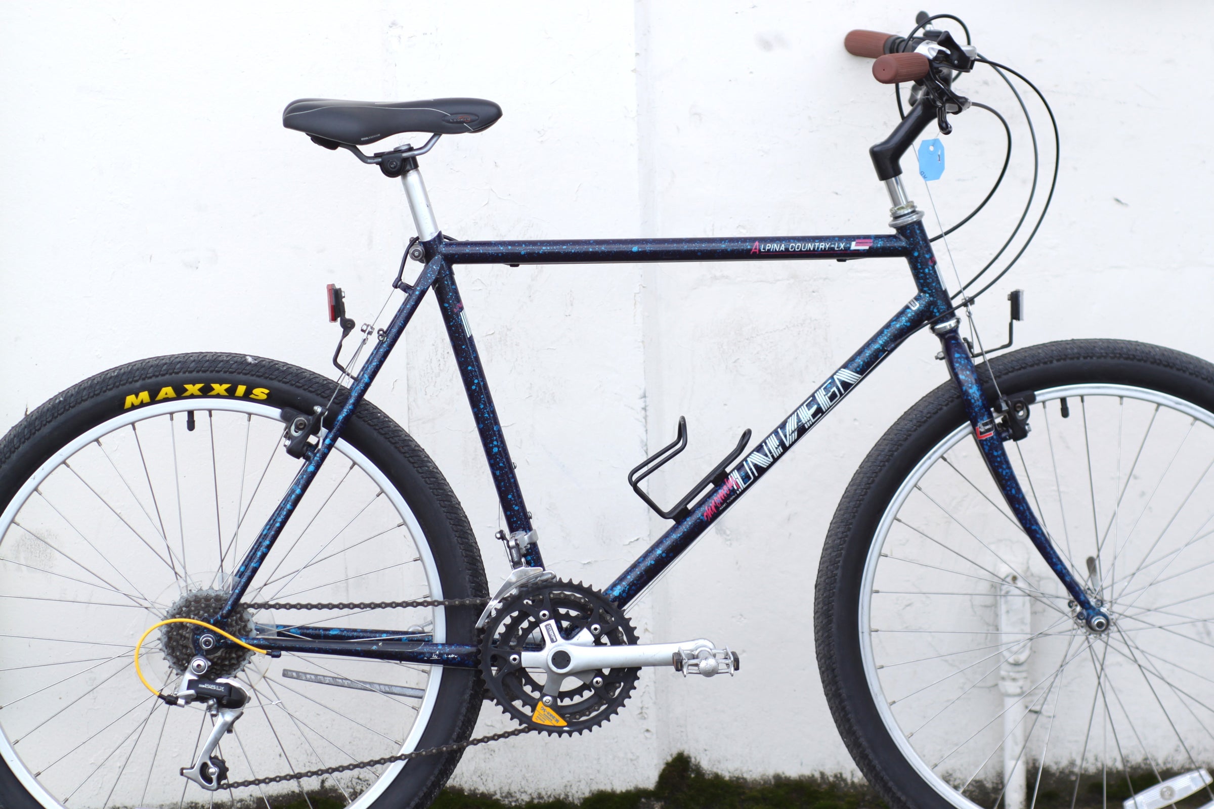 Univega Alpina Country-LX Tange Steel - New Maxxis DTH Tires blue