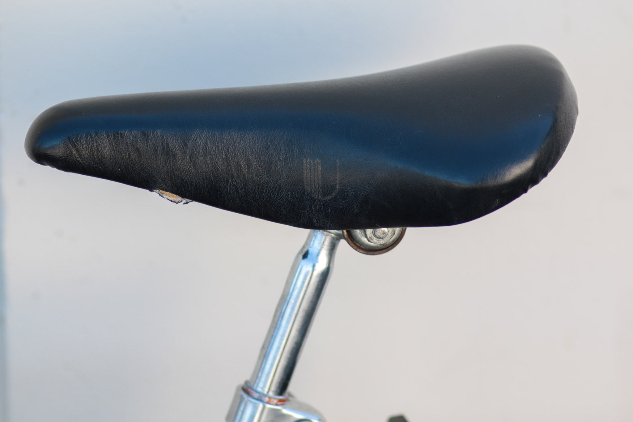 Schwinn Varsity Vintage Steel 10-Speed Bike - A True Classic