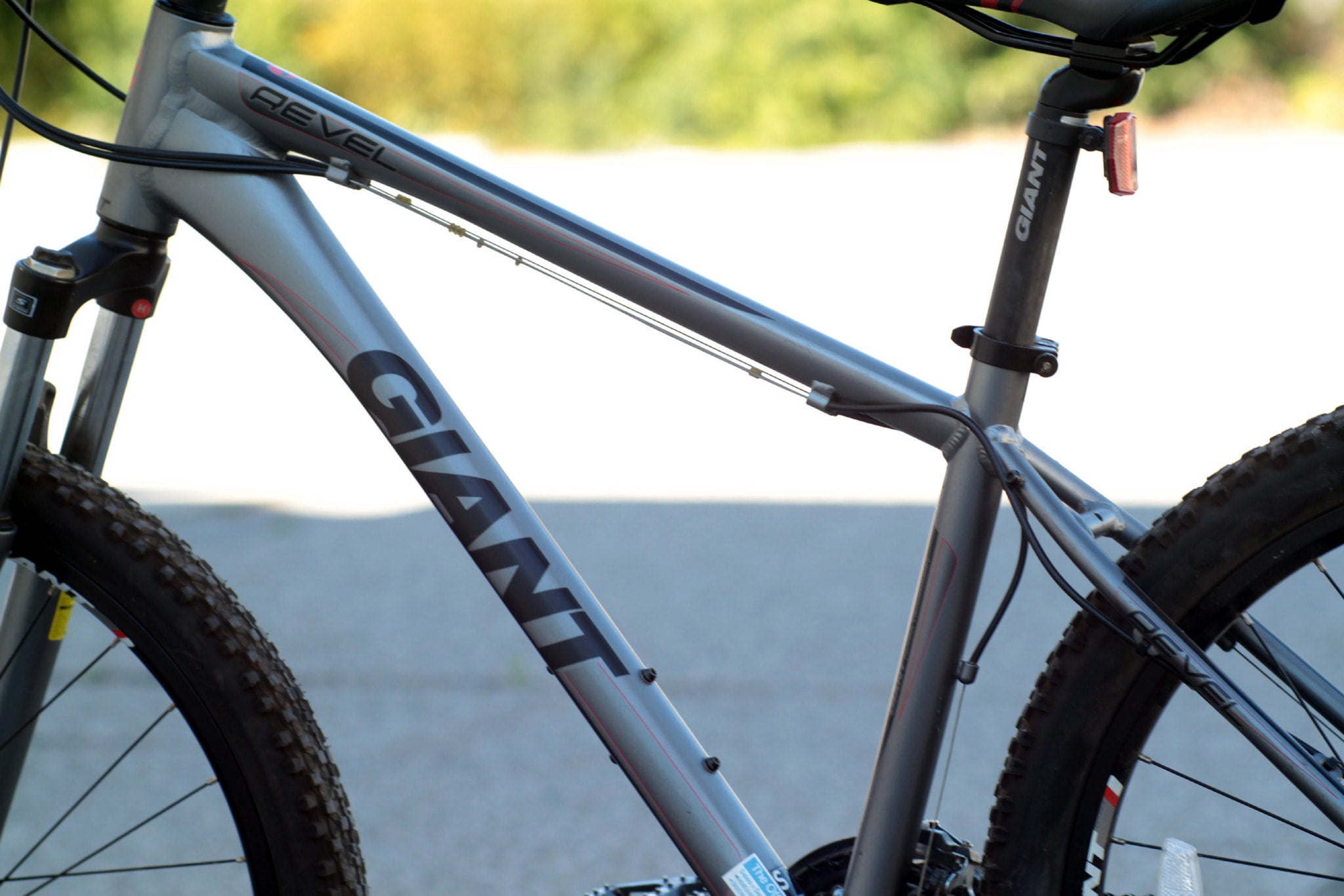 Giant Revel Sport Mountain Bike Disc Brakes gray PUVL Used