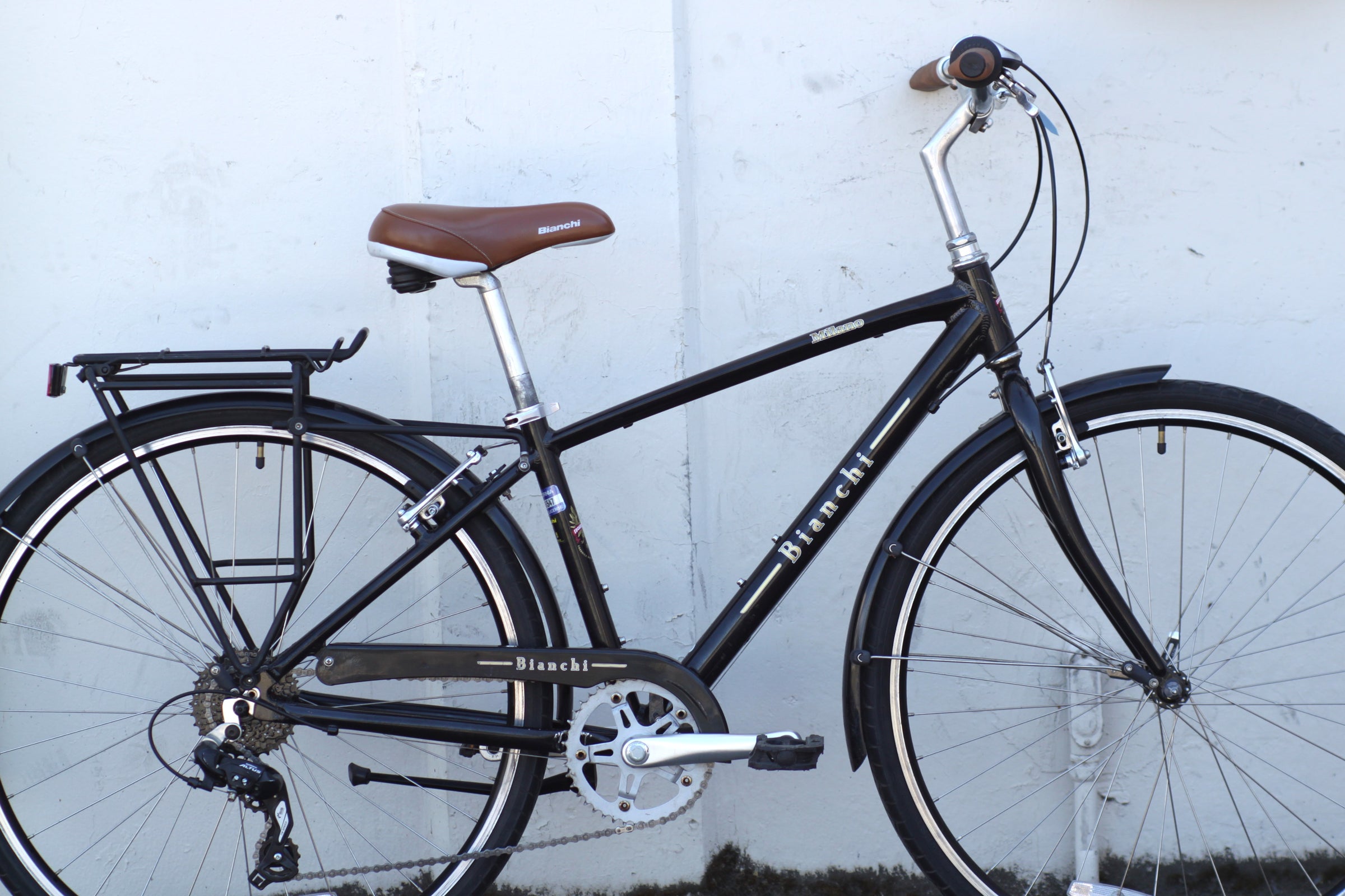 Bianchi Milano Cafe Cruiser City Townie Bike with Rear Rack, 8