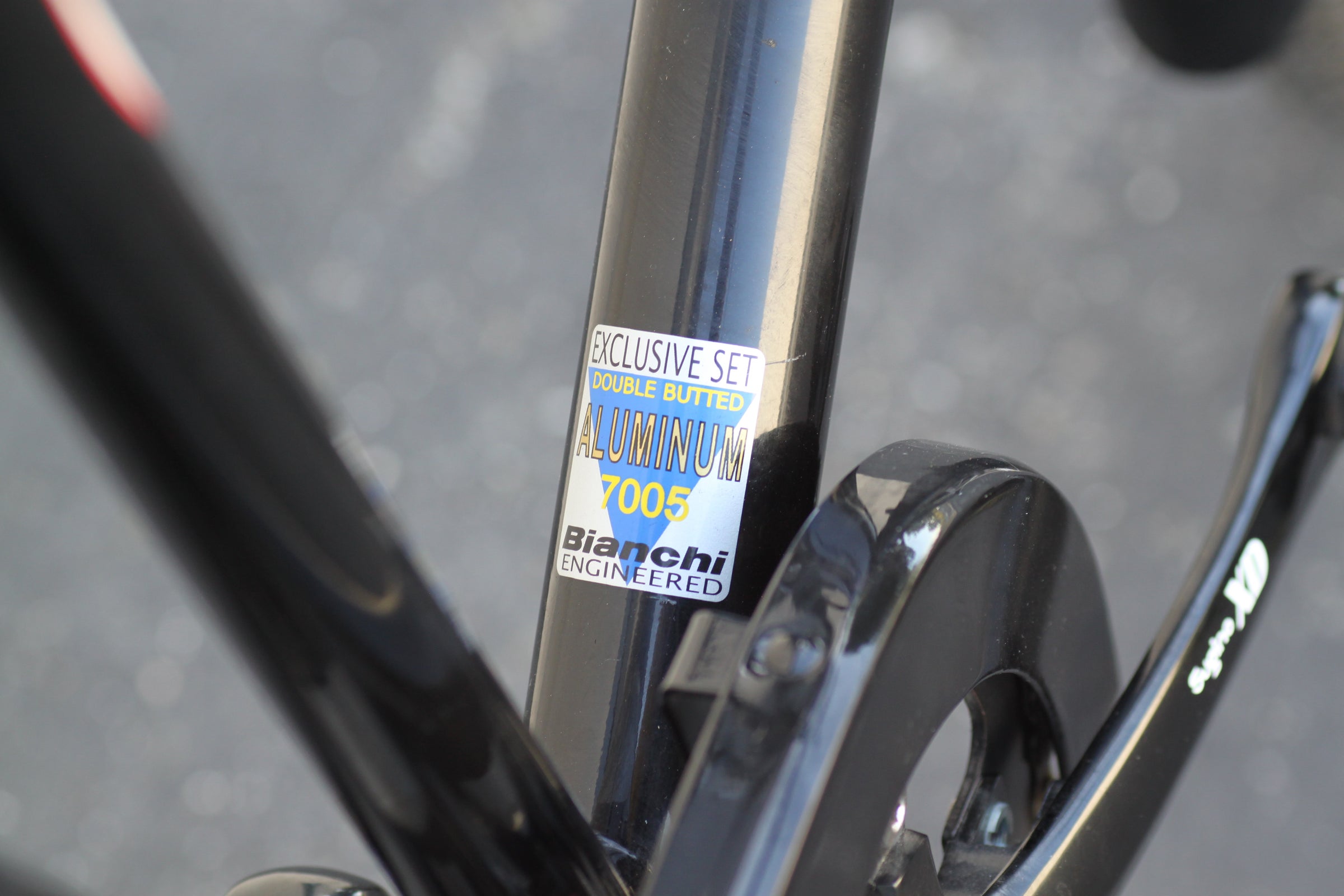 Bianchi Milano Cafe Racer City Townie Bike - Shimano Nexus 8-Speed