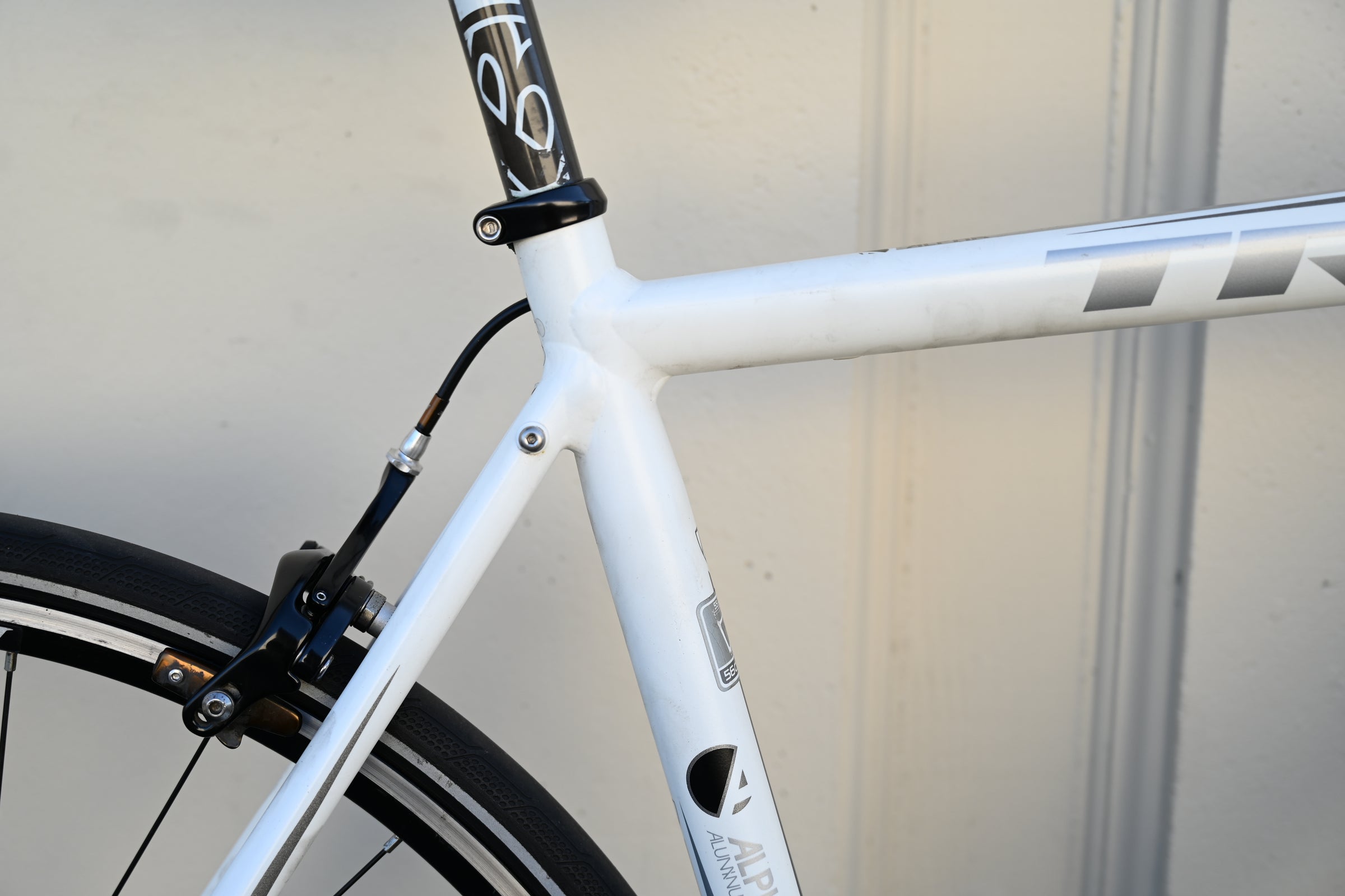 Trek Lexa SLX WSD Women's Aluminum Road Bike with Carbon Fork